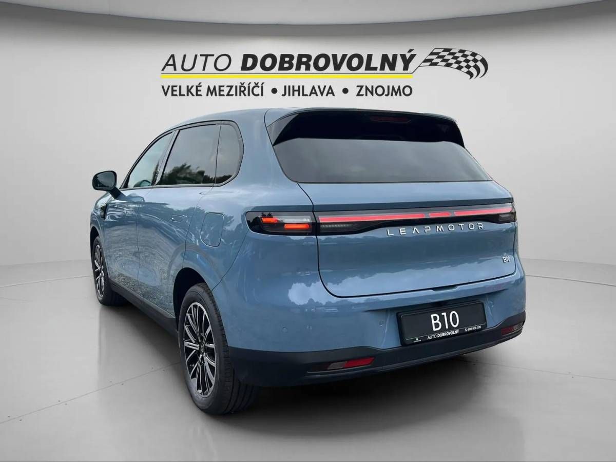 Leapmotor B10, Design hybrid EV baterie 18,8k - fotka 6