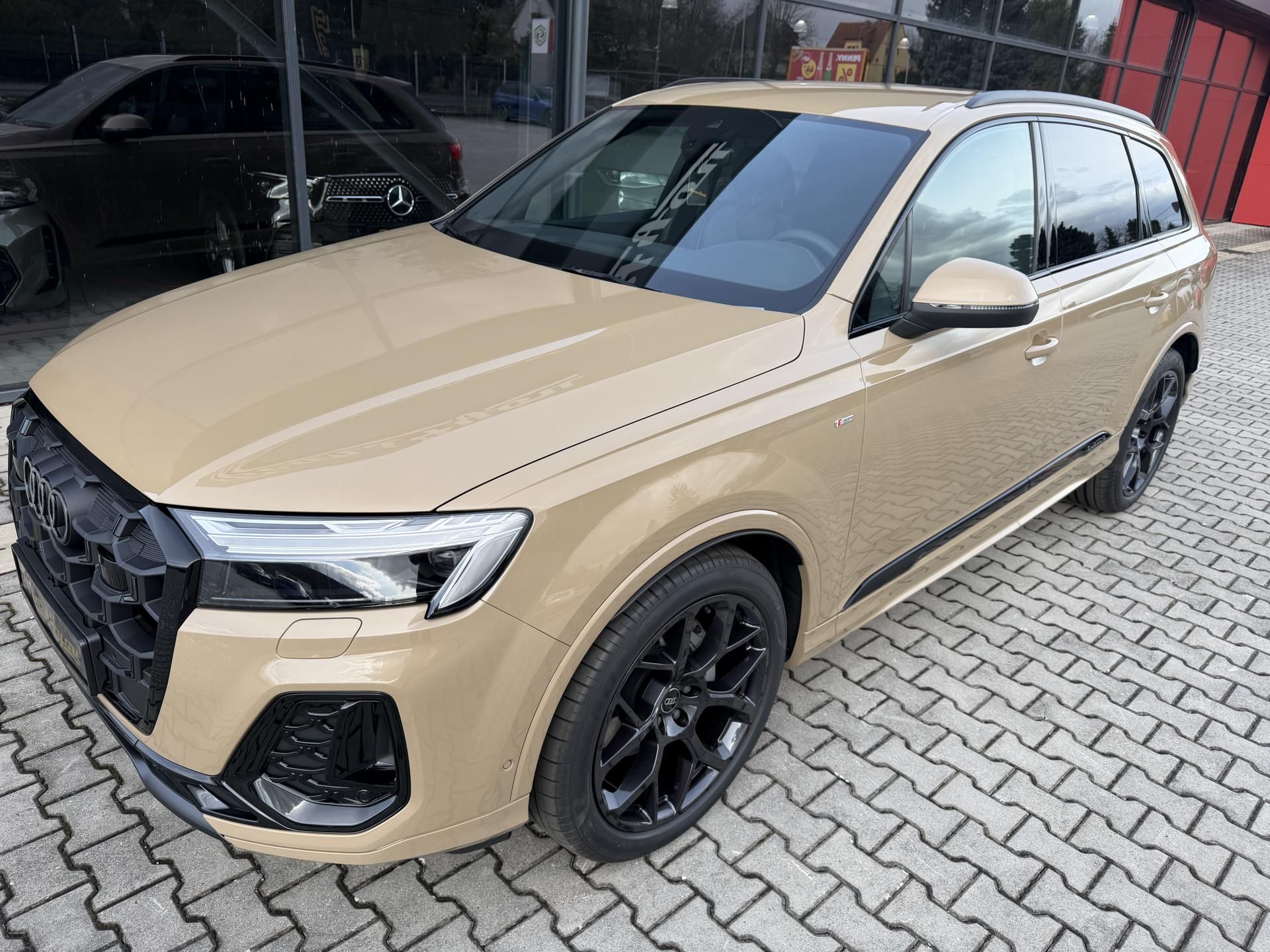 Audi Q7, 50TDI 210kW S-LINE GRAVITY ASS - fotka 2
