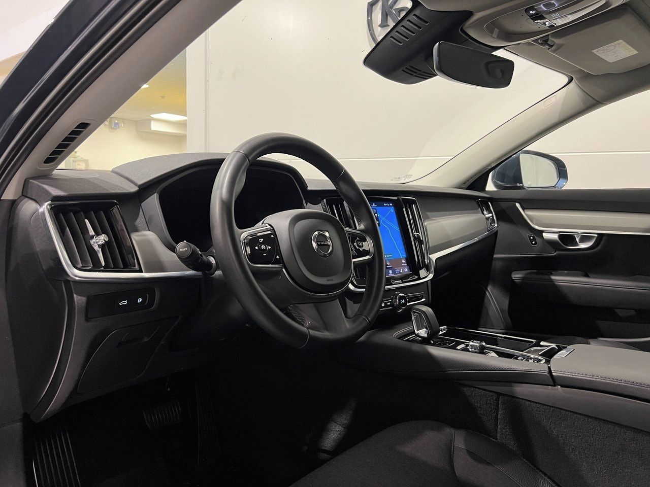 Volvo V90, Recharge T6 Core Kamera BLIS - fotka 6