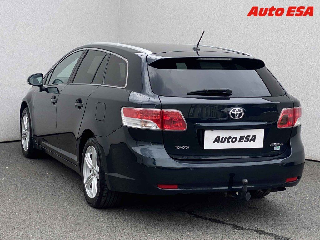 Toyota Avensis, 1.8i - fotka 6