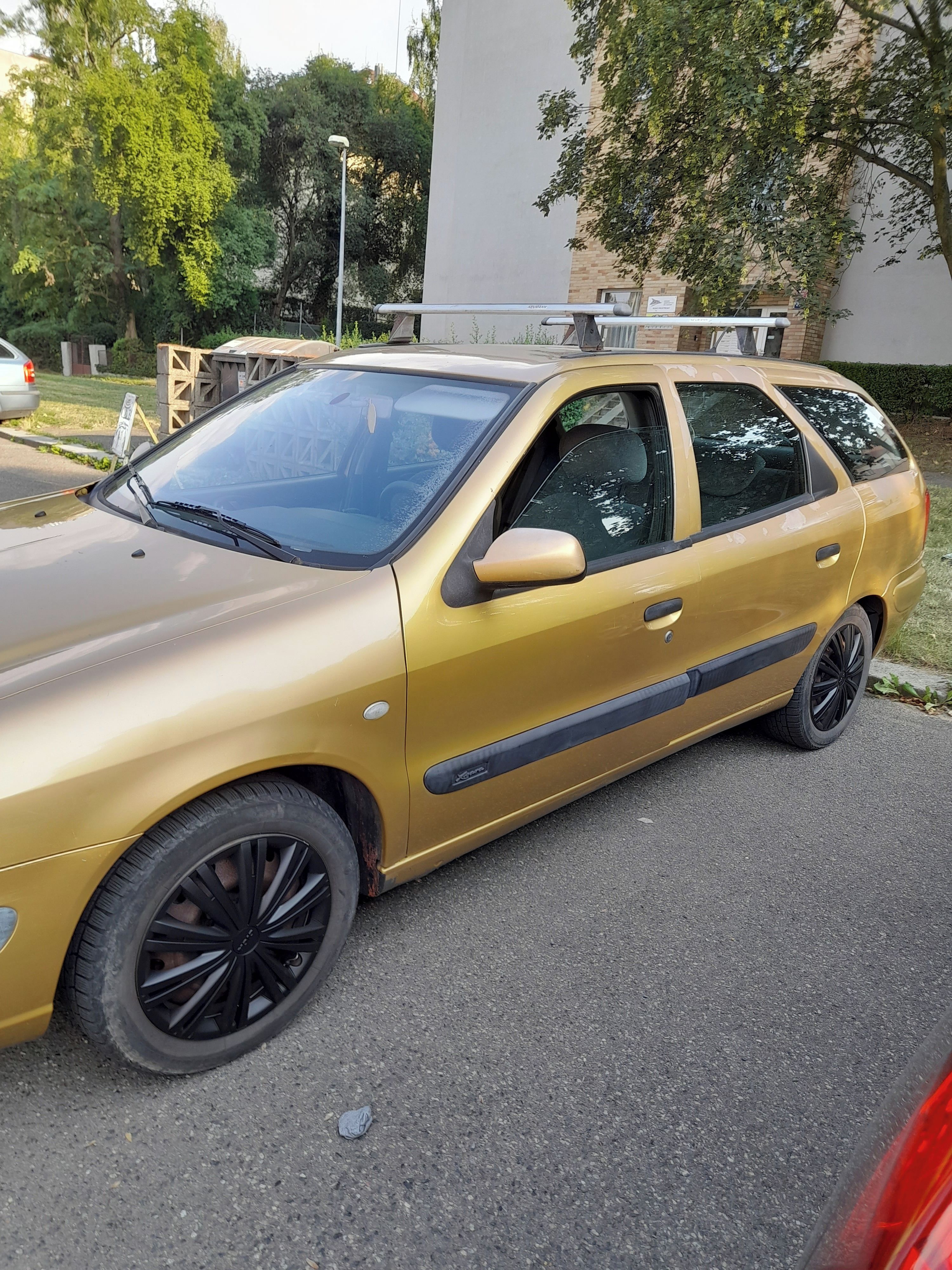 Citroën Xsara, 1.6 i ,16v - fotka 5