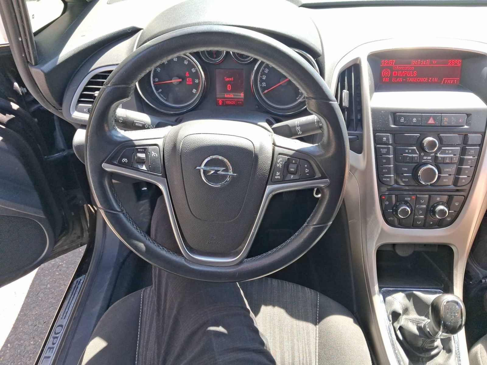 Opel Astra, 1.4 T, Serv.kniha - fotka 3