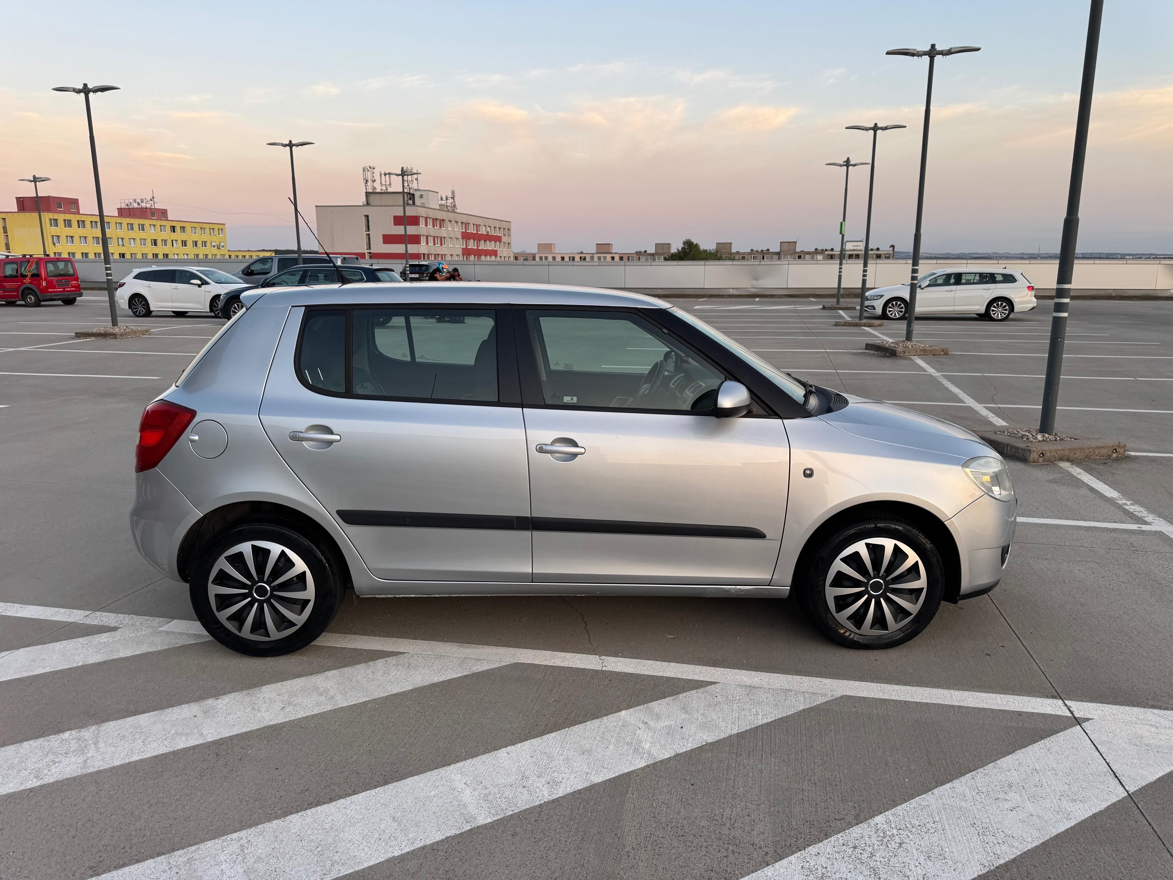 Škoda Fabia, 1.2HTP,Rok:2009,Dobrý Stav - fotka 4