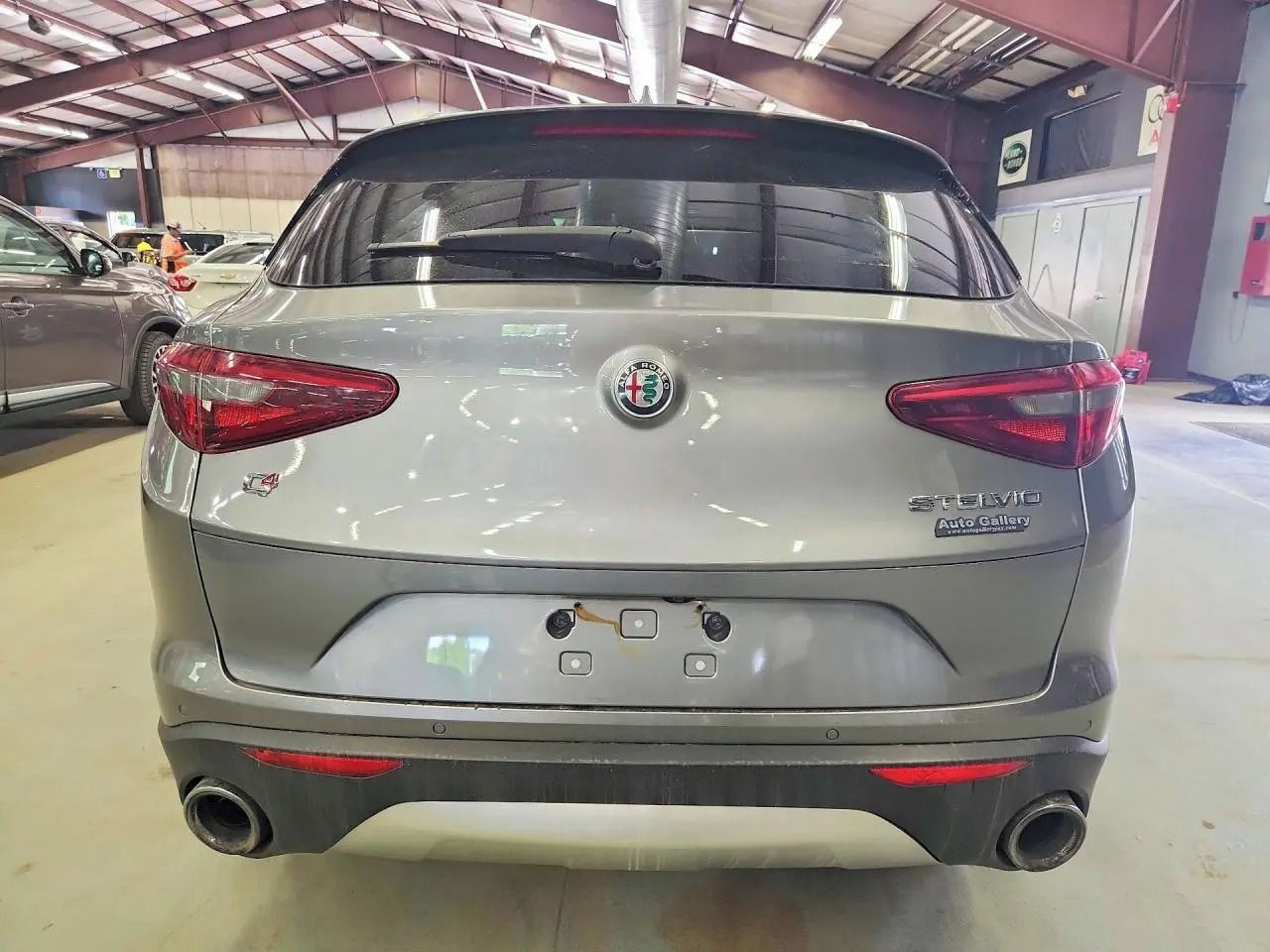 Alfa Romeo Stelvio, Auto na cestě - fotka 6