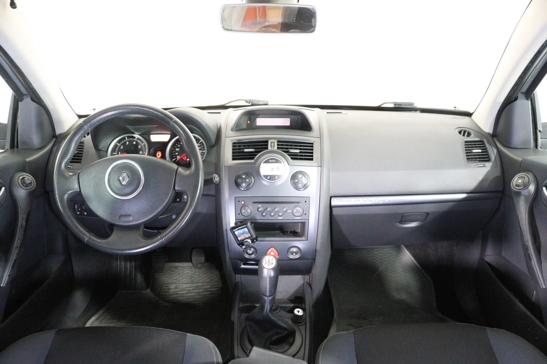 Renault Mégane, 1,6 16V 82kW - fotka 5