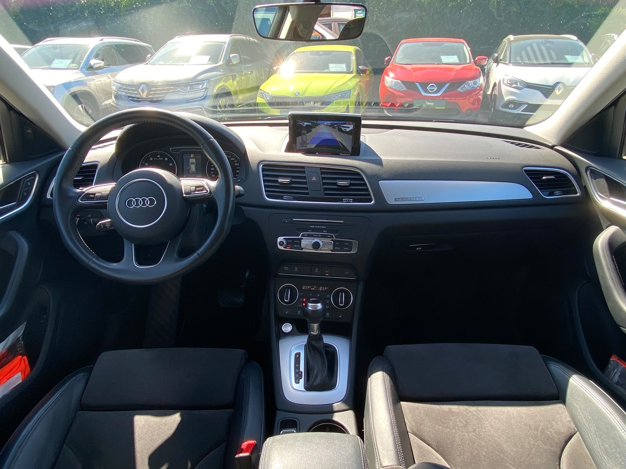 Audi Q3, 40 TFSI 132KW Quattro S-line - fotka 5