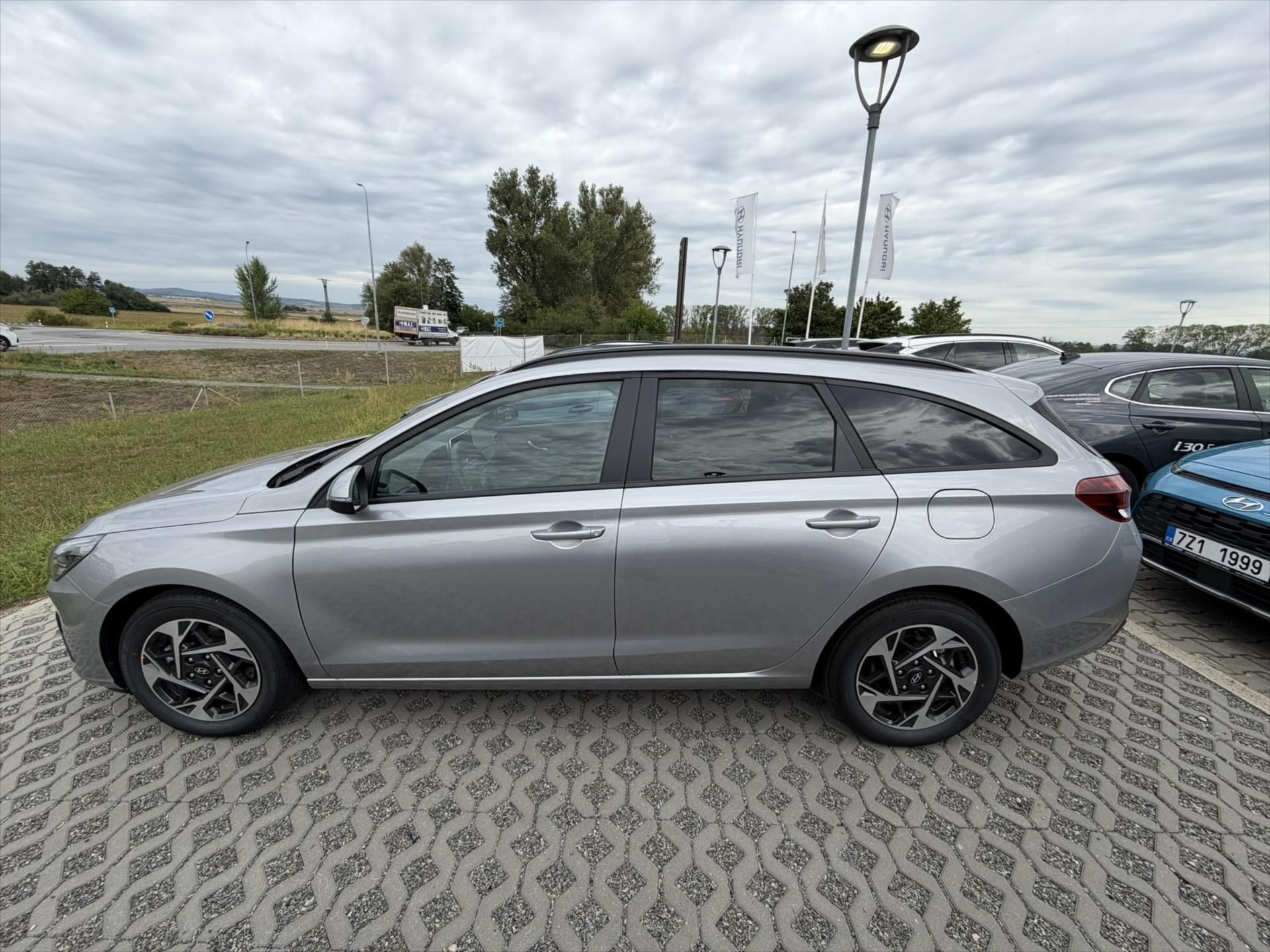 Hyundai i30, 1,6 T-GDI 110kW 7st. DCT  GO C - fotka 2