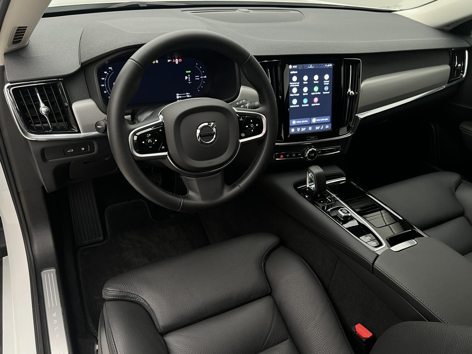 Volvo V90, T6 AWD DARK PLUS RECHARGE AUT - fotka 4