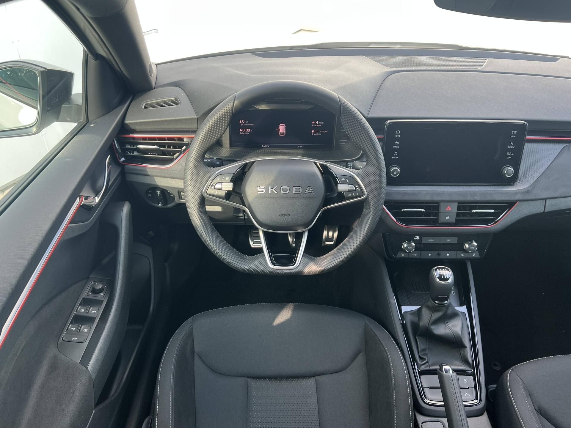 Škoda Scala, Dynamic 6MP 1,0TSI - fotka 4