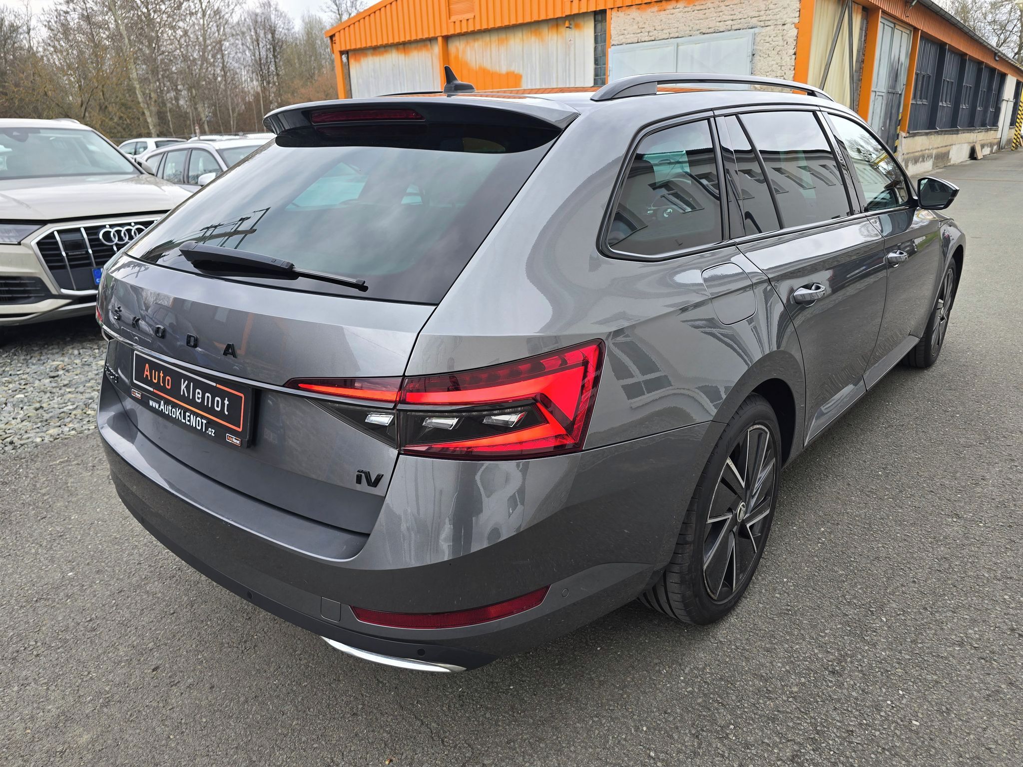 Škoda Superb, 1.4TSi 160kW iV Sportline DSG - fotka 4