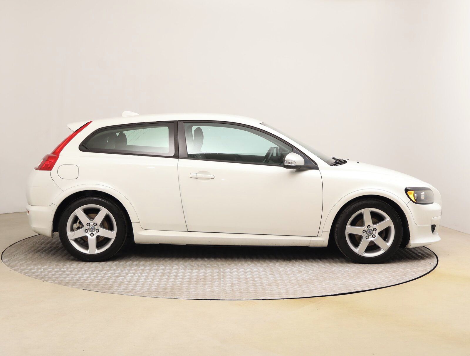 Volvo C30, 1.6 D, po STK - fotka 6