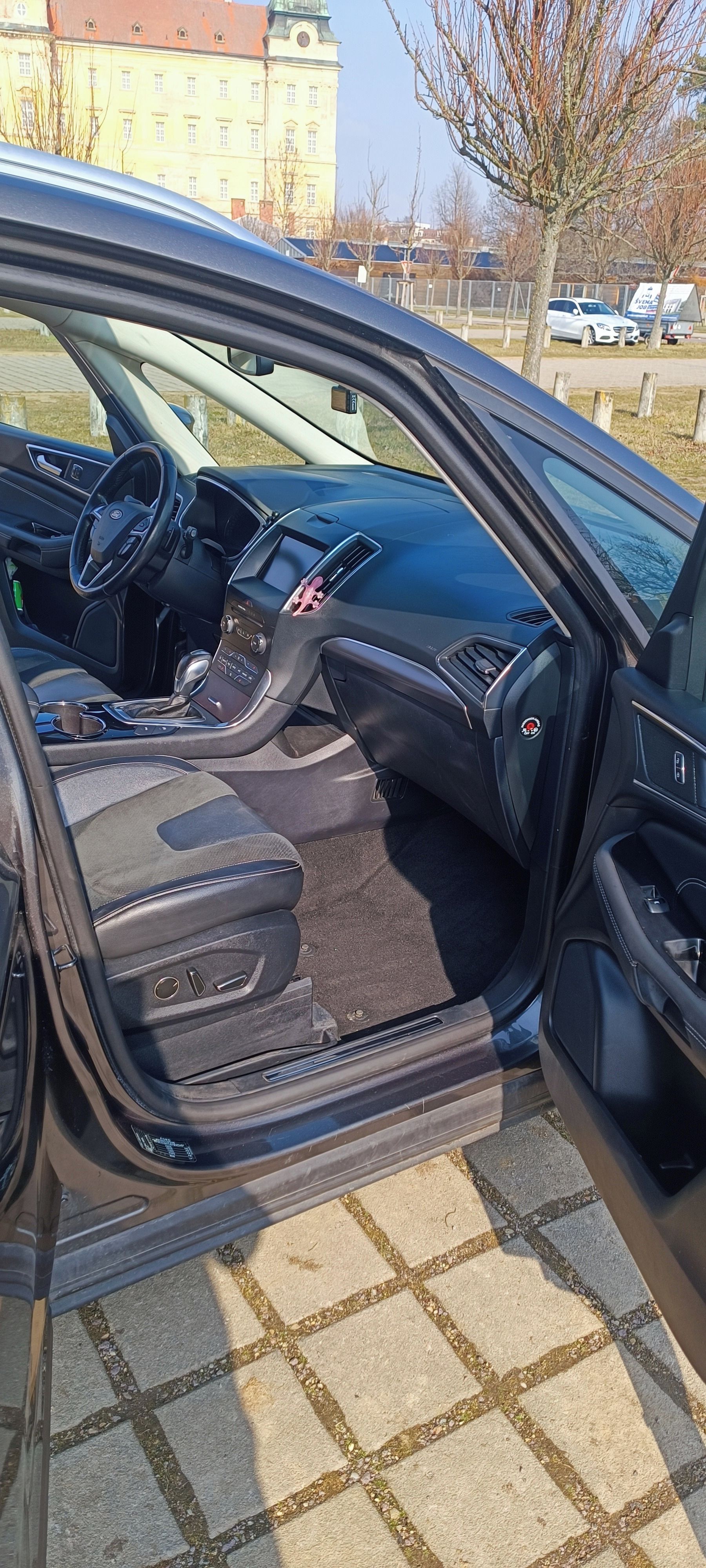 Ford Galaxy, 2.0 TDCi - fotka 6