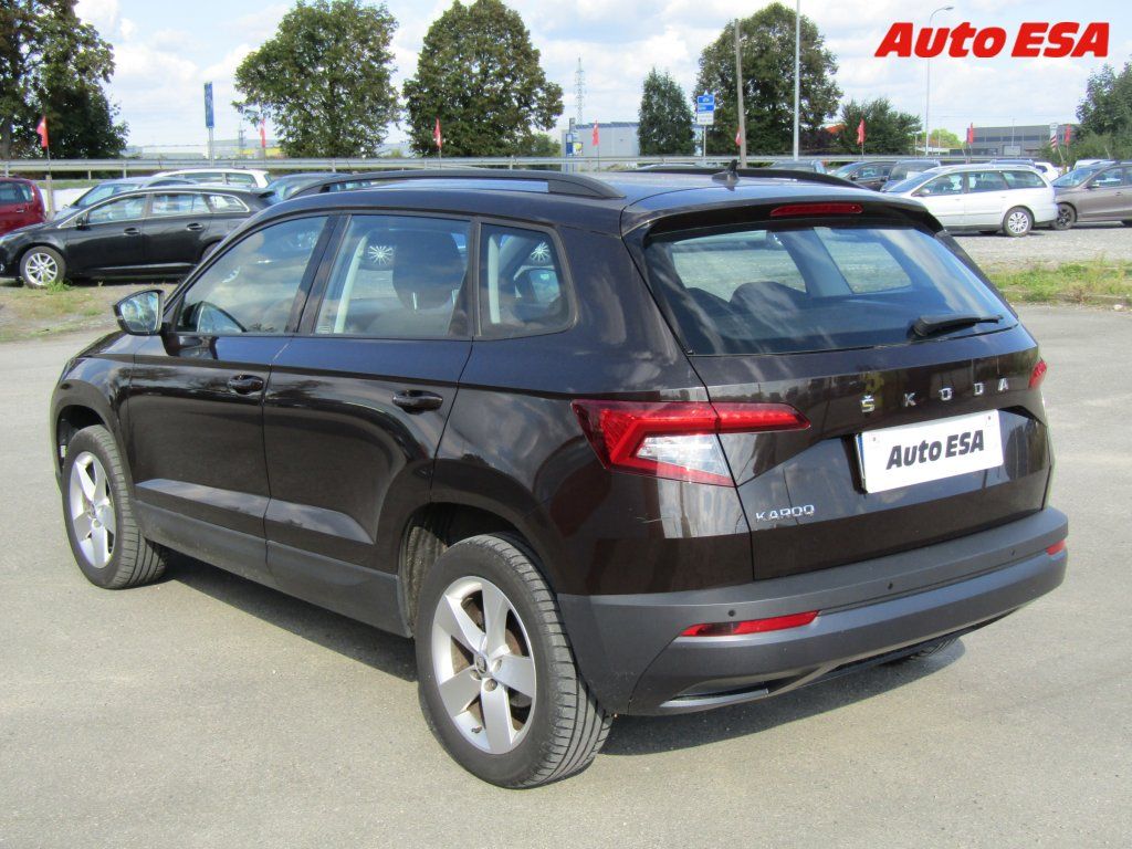 Škoda Karoq, 2.0 TDi,ČR,Ambition - fotka 6