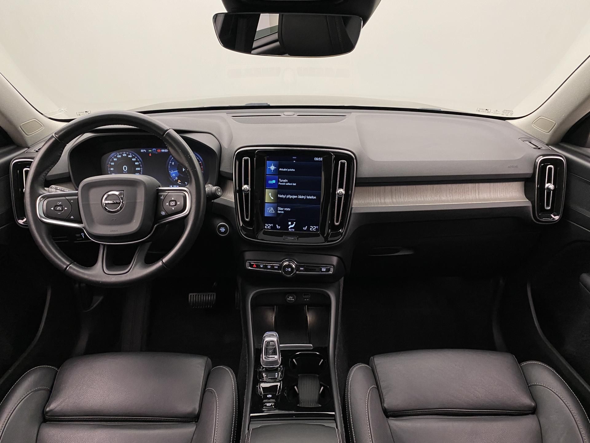 Volvo XC40, T4 AWD INSCRIPTION AUT CZ - fotka 2
