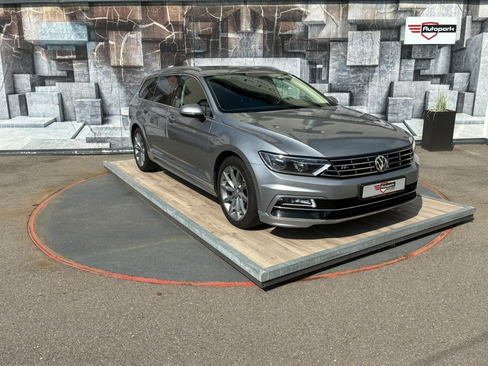 Volkswagen Passat, 2.0TDi, 110KW, R-LINE, ACC,DPH