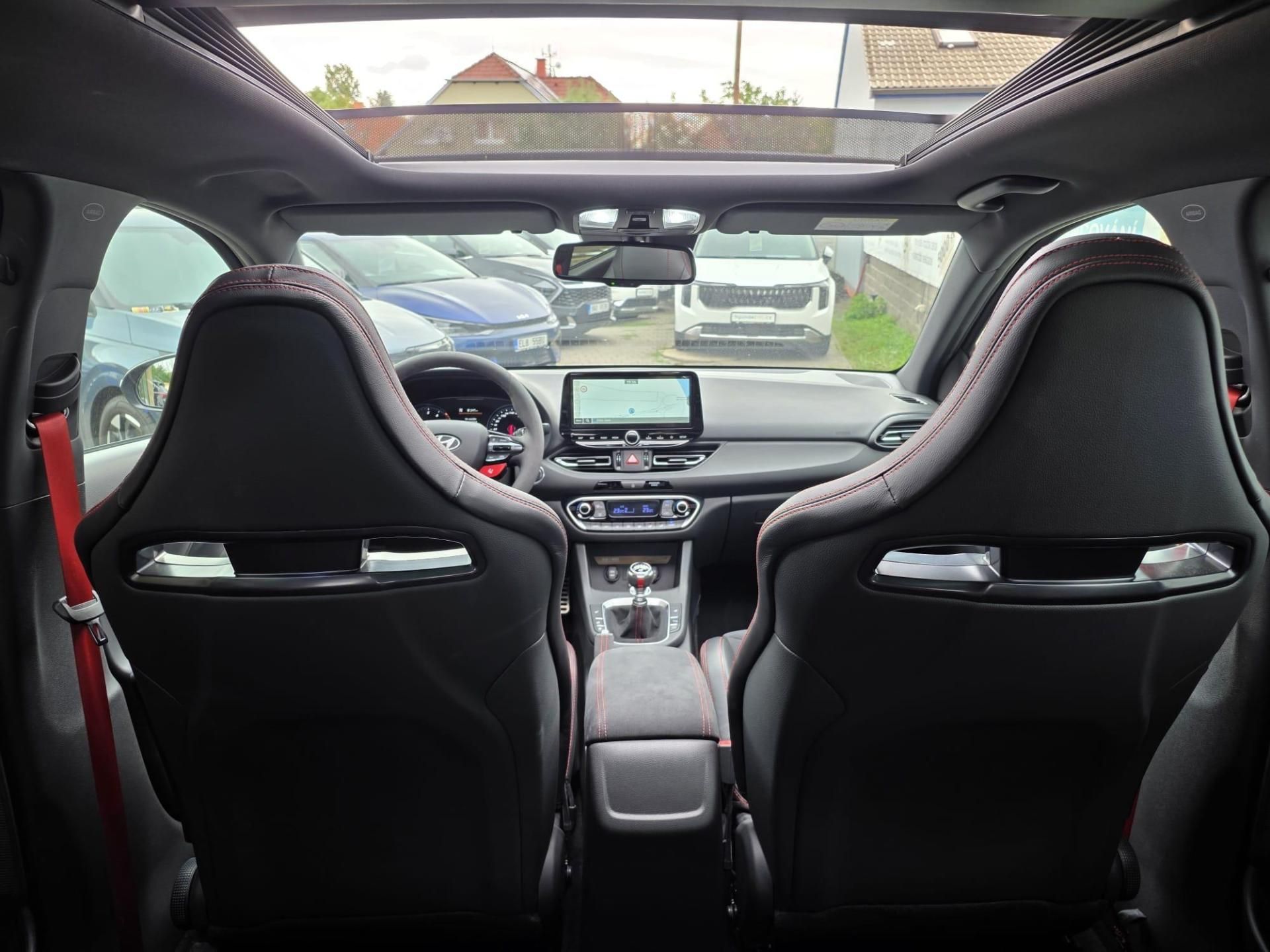 Hyundai i30, 2.0-N-206kw-LIMIT EDICE 25ks - fotka 2