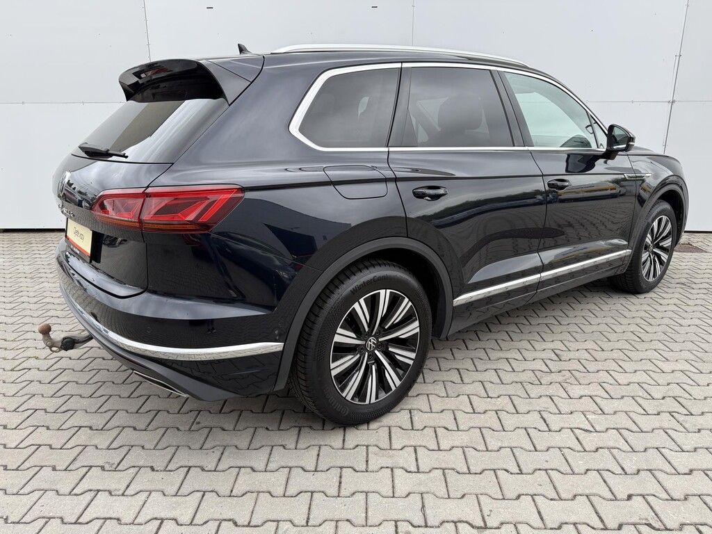 Volkswagen Touareg, V6 4M 3,0 TDi 210 kW Elegance - fotka 2