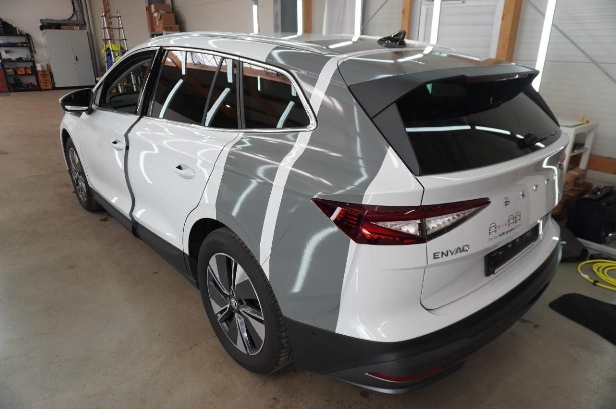 Škoda Enyaq, iV 80 LOFT 15kw TZ SOH 97% - fotka 4