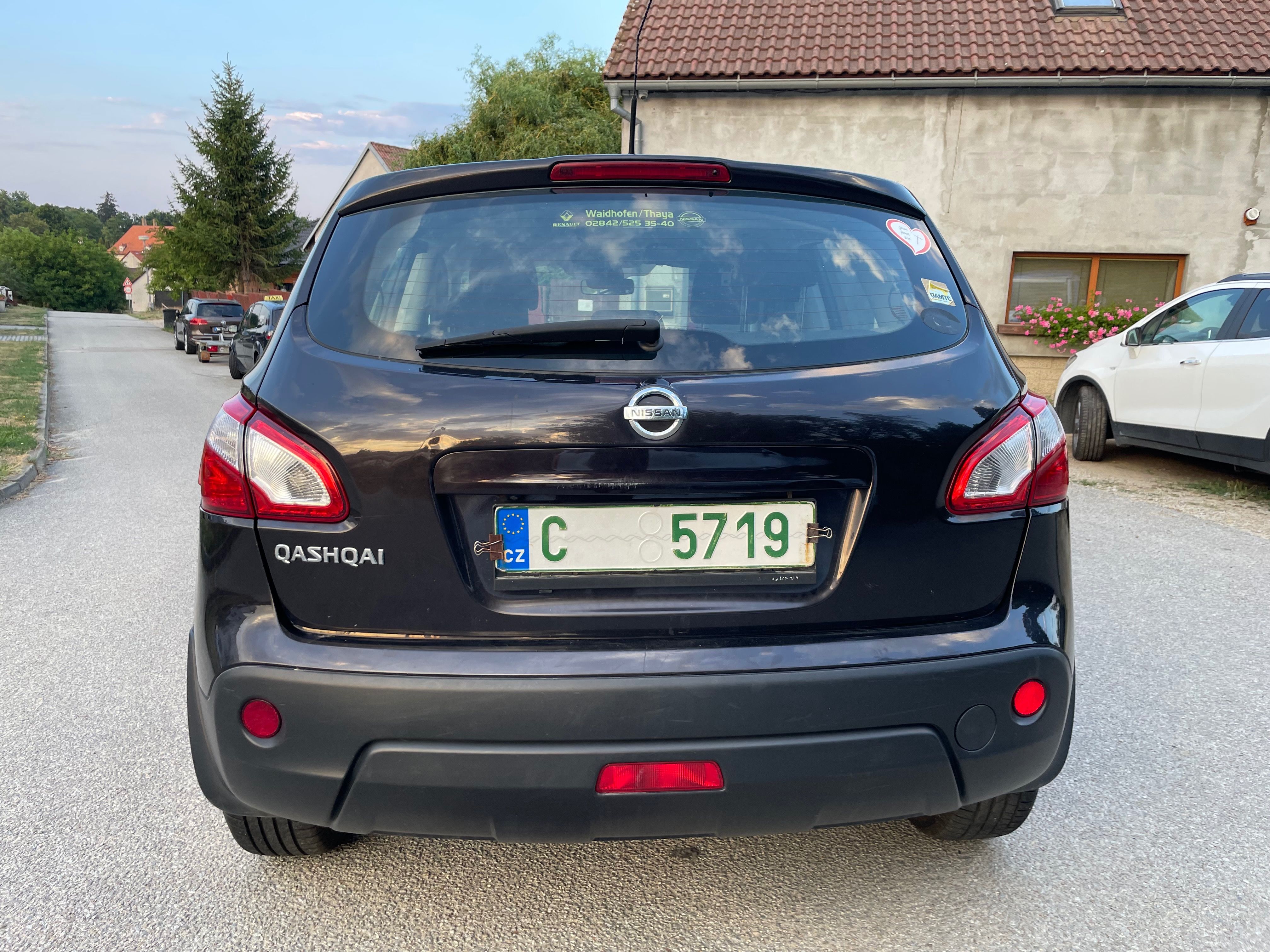 Nissan Qashqai, 1.6i - fotka 6