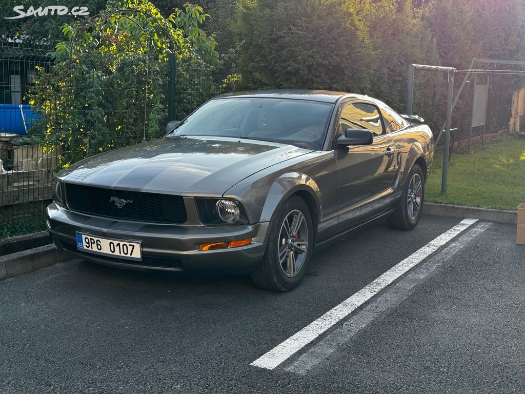 Ford MUSTANG 2005 from Czech Republic