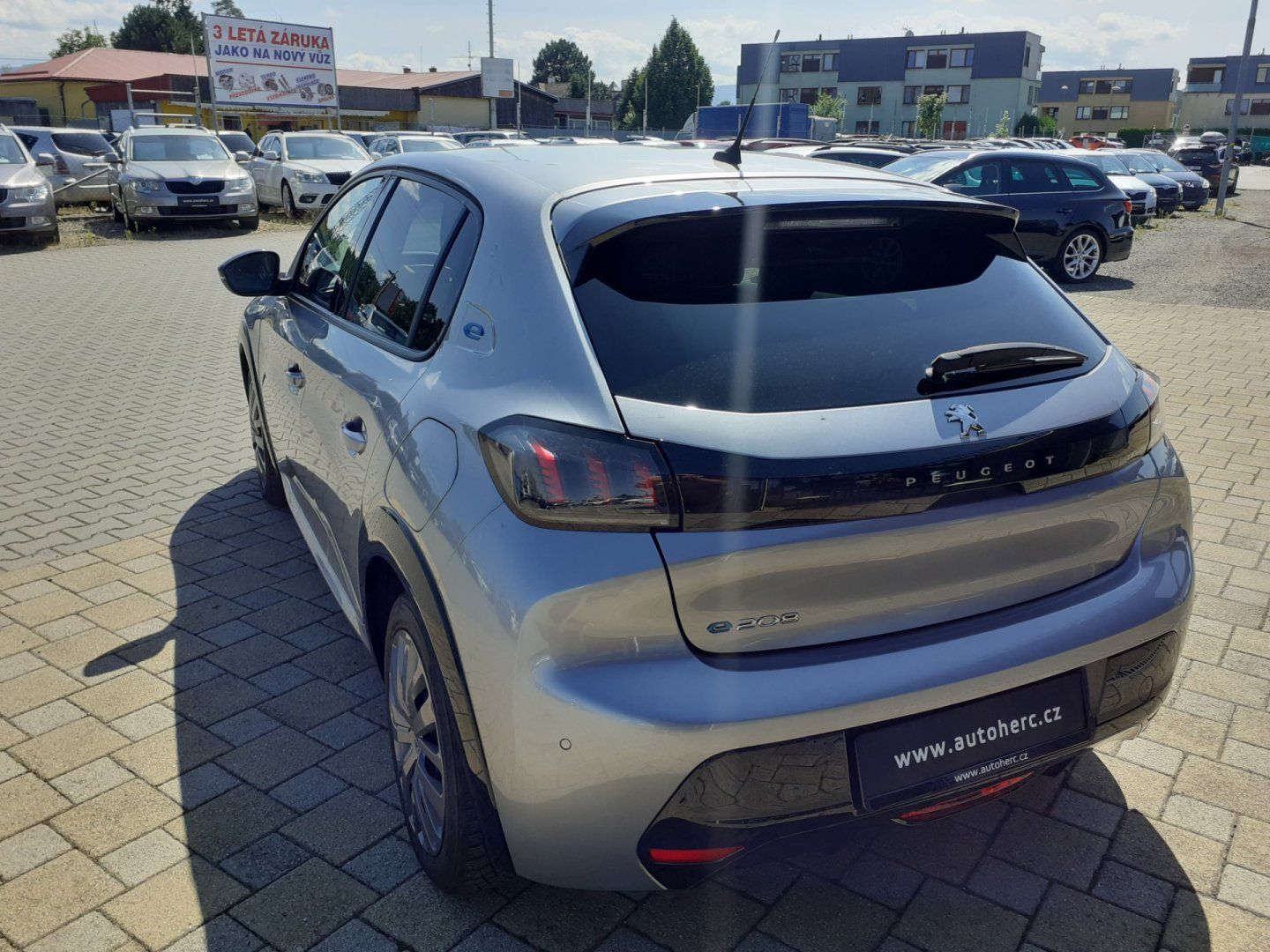 Peugeot 208, ELEKTRO 100Kw NAVIGACE - fotka 5