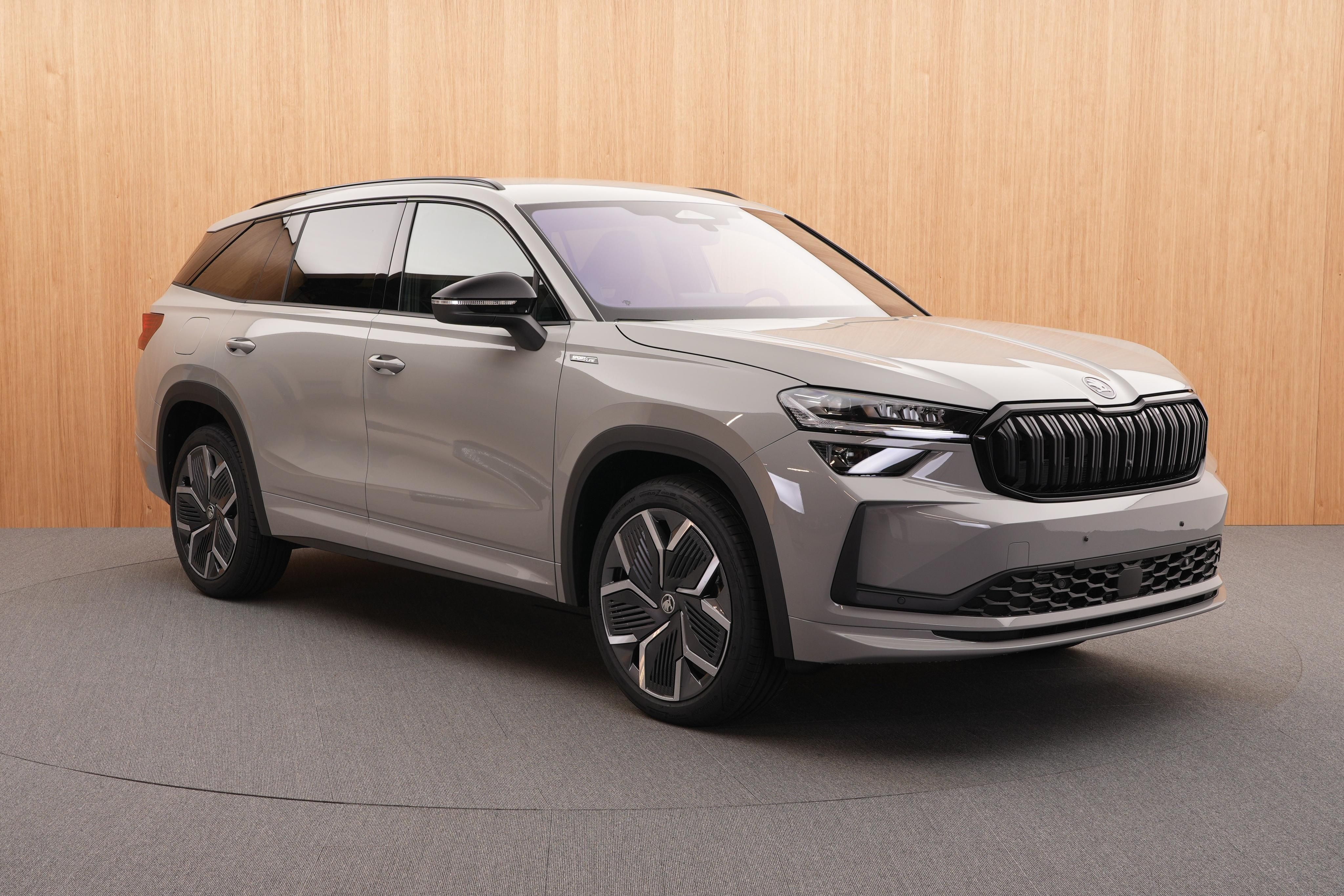 Škoda Kodiaq, Sportline 1.5 TSI DSG - fotka 6