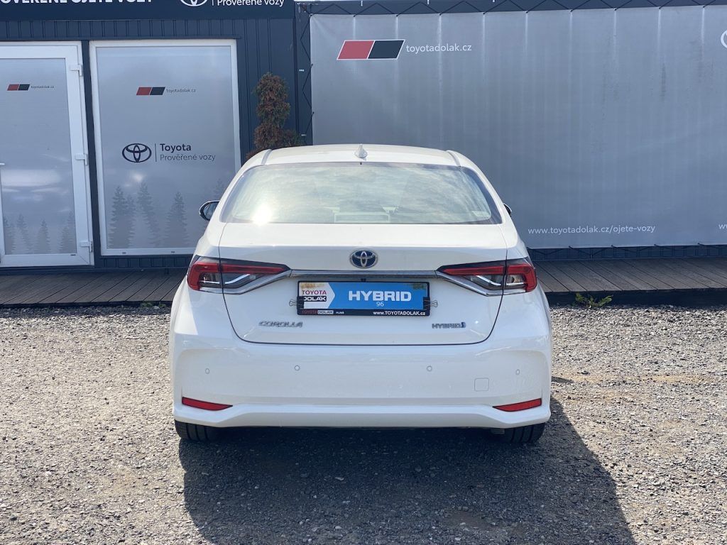 Toyota Corolla, 1.8HEV, ČR, ComTech, DPH - fotka 6