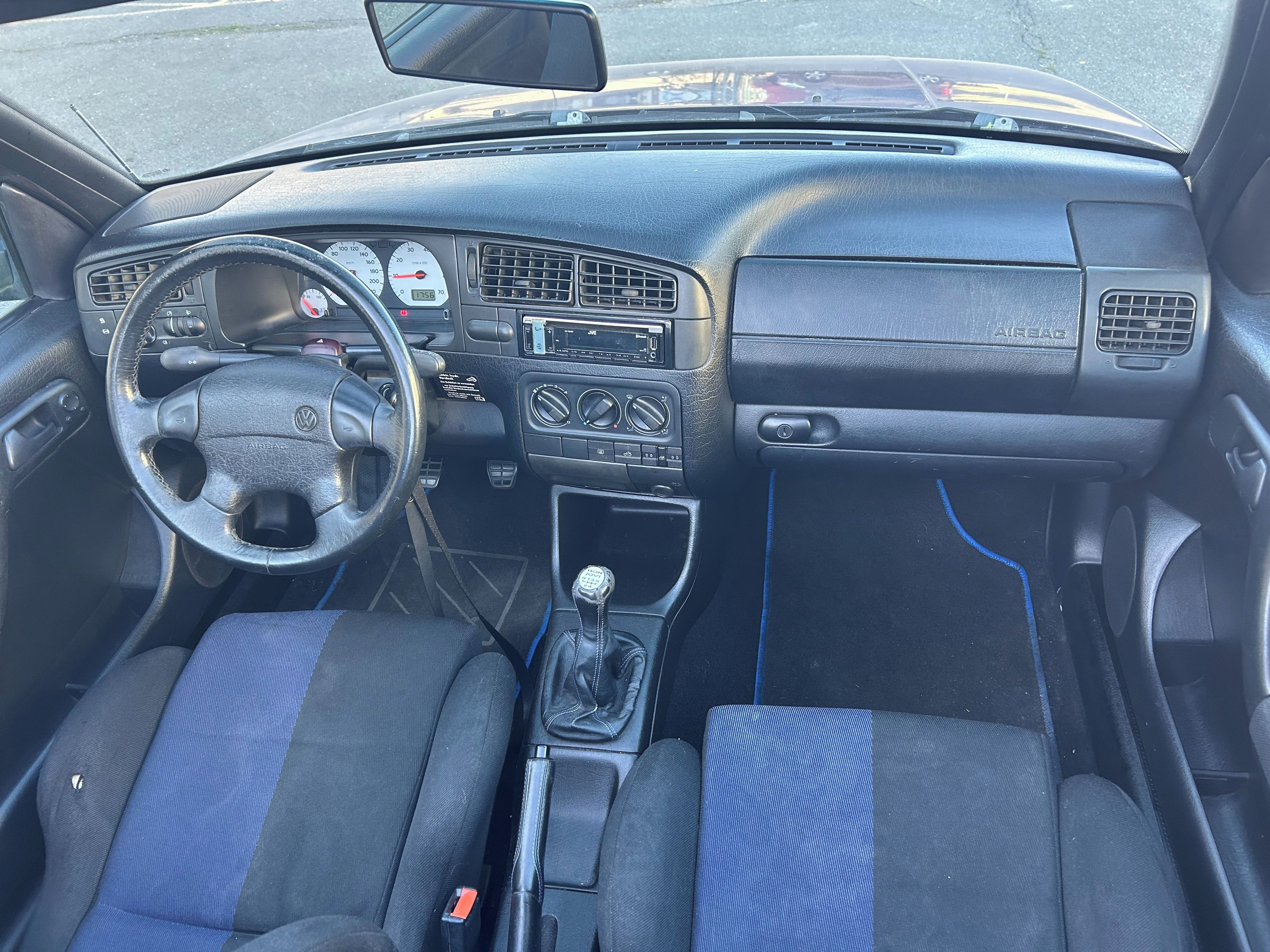 Volkswagen Golf, CABRIO servisováno - fotka 6