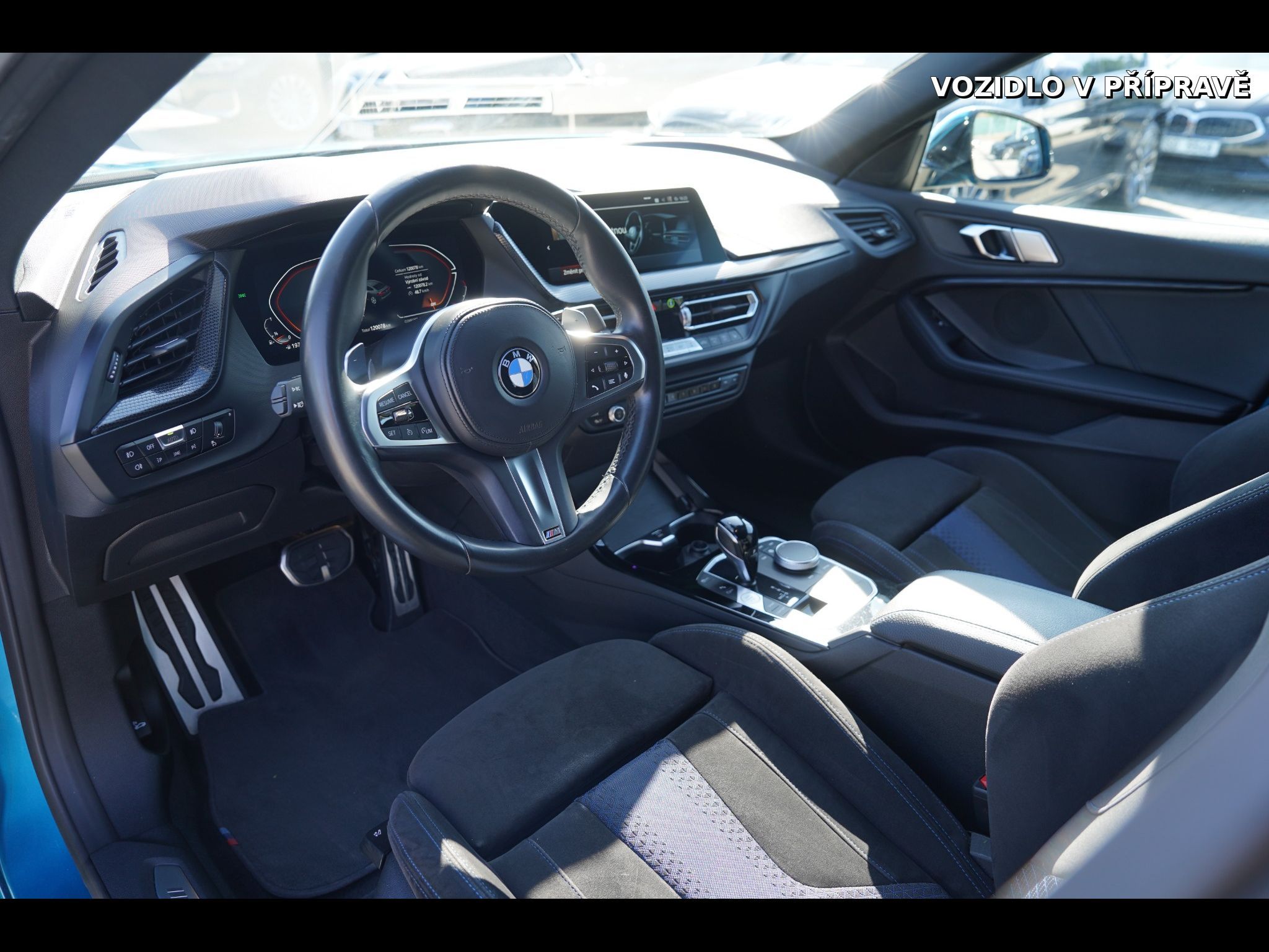 BMW Řada 2, 220i xDrive Gran Coupé Mpaket/ - fotka 6