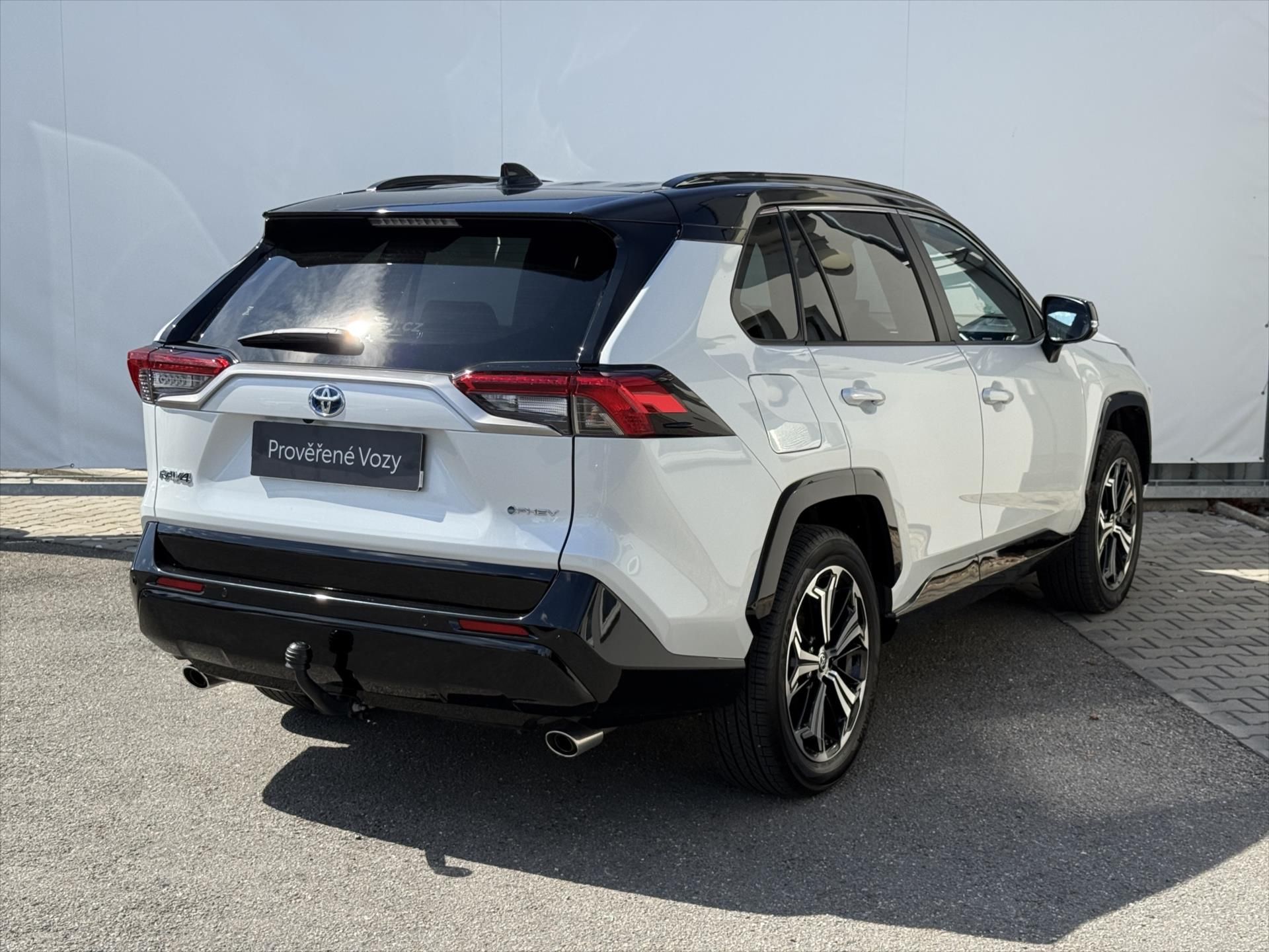 Toyota Rav4, 2,5 Executive, 4x4, PHEV - fotka 6