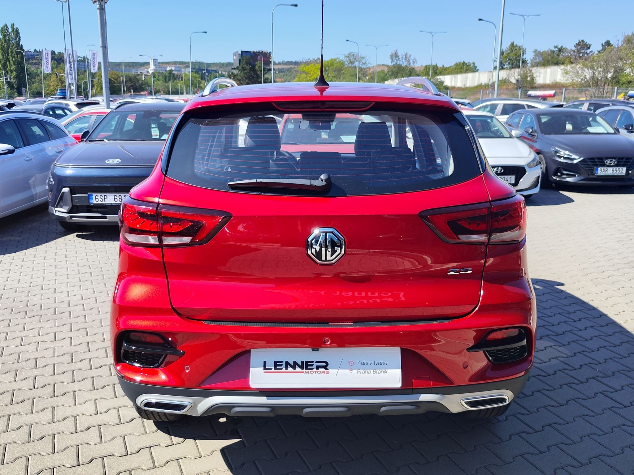 MG ZS, 1.5i/78kW Emotion Plus - fotka 6