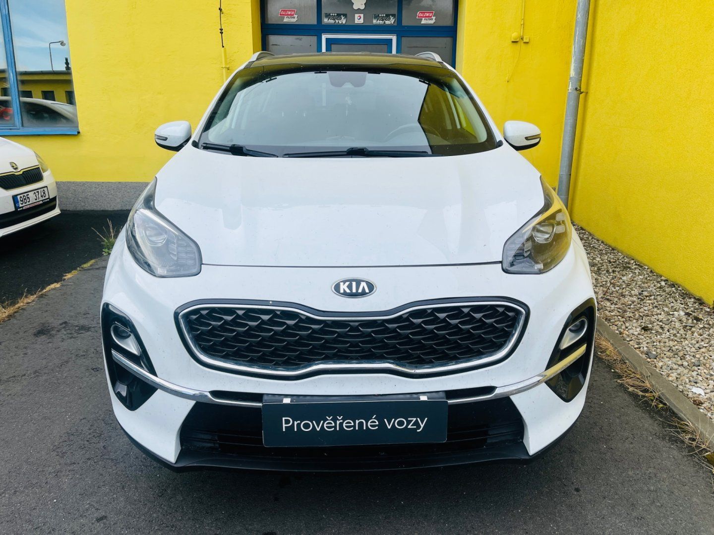 Kia Sportage, 1.6 TGDi BENZÍN NAJ JEN 71 TIS - fotka 2