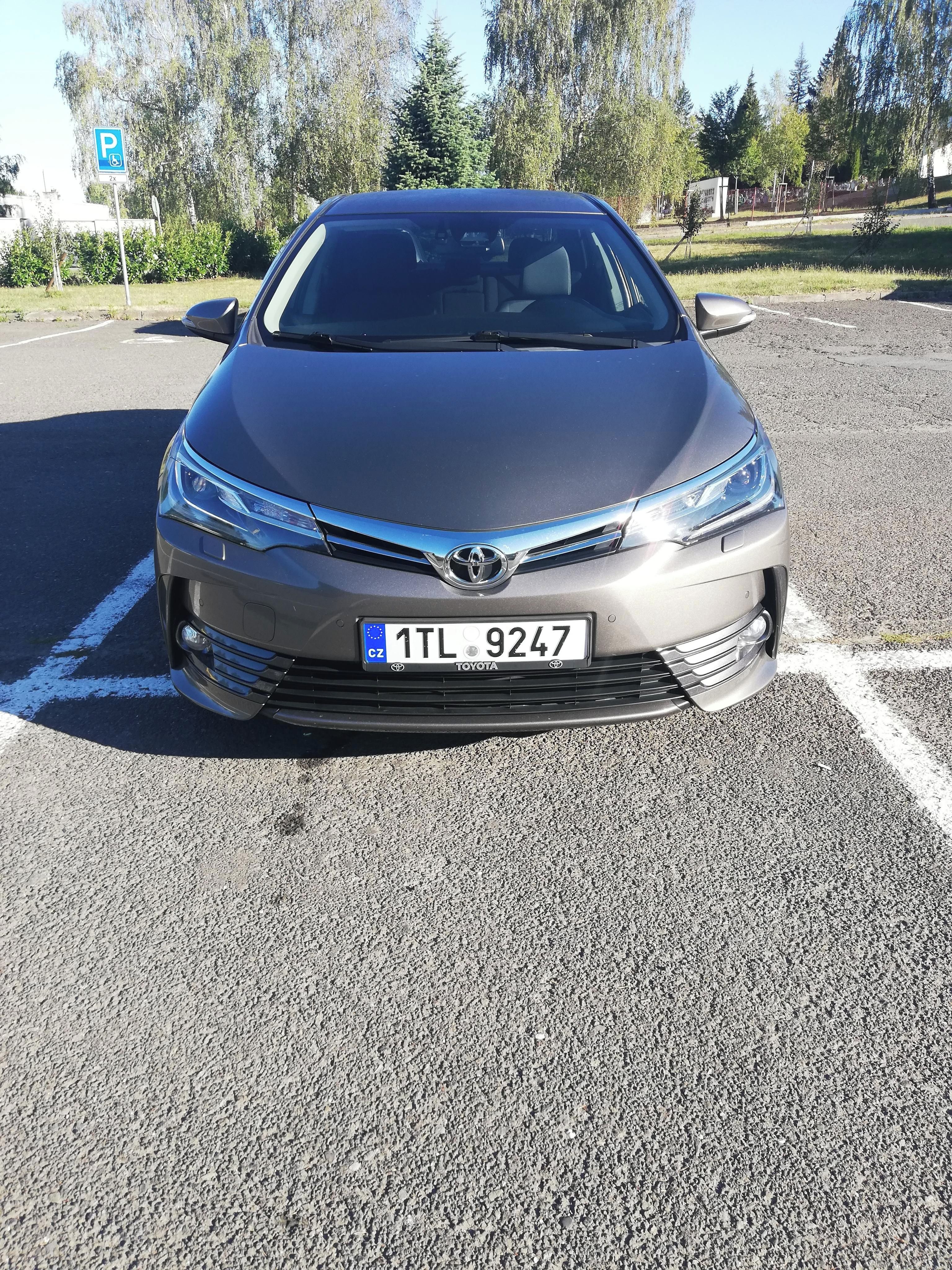 Toyota Corolla - fotka 5