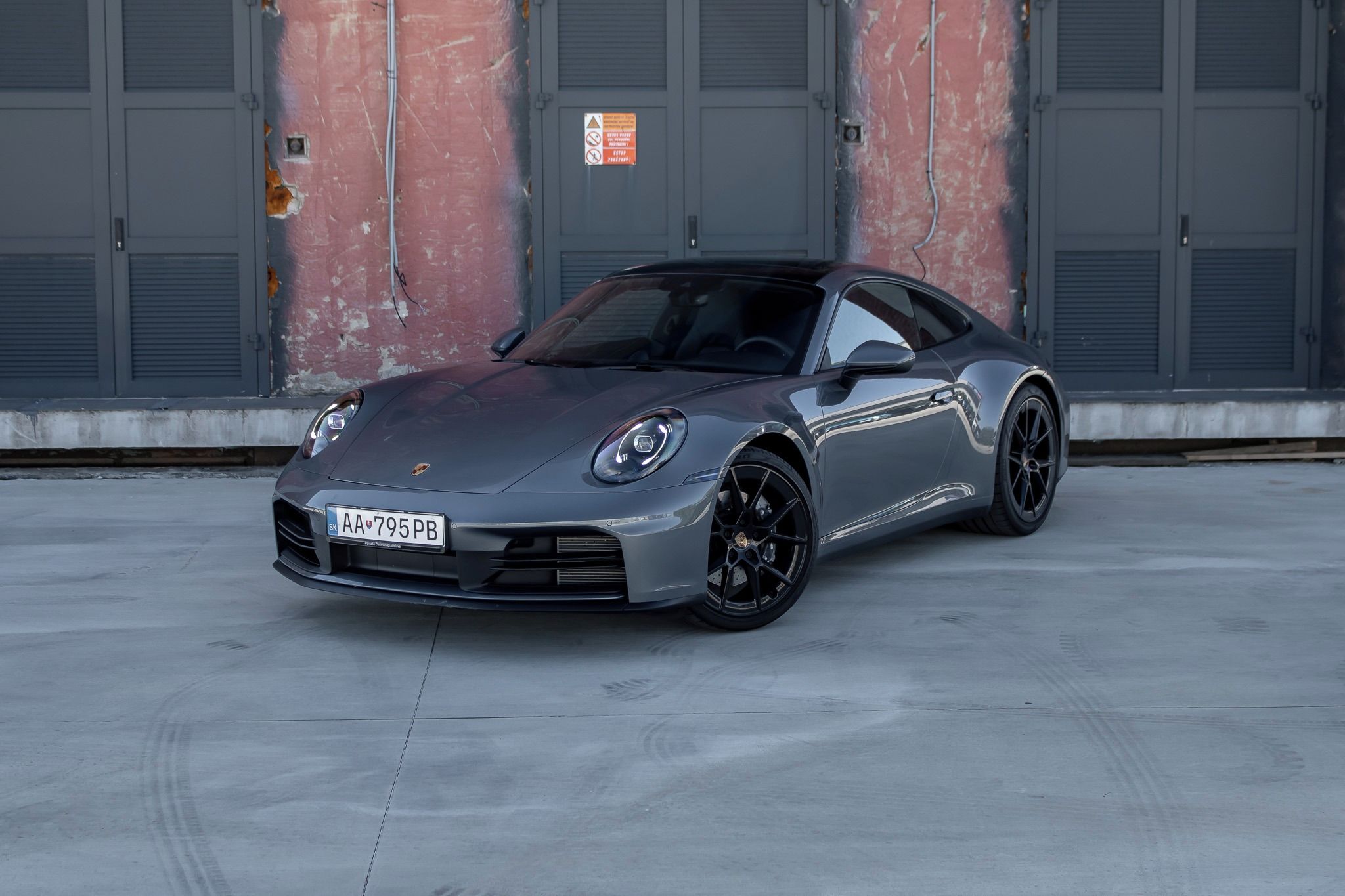 Porsche 911, Carrera 992.2 Bose/Pano/SportC - fotka 2