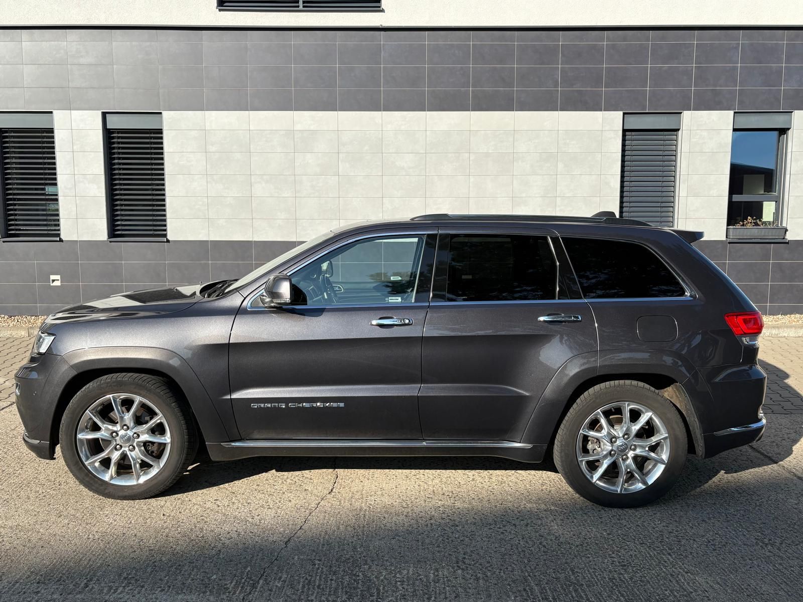 Jeep Grand Cherokee, 3.0 CRD 184 kW 4X4 SUMMIT, ČR - fotka 4