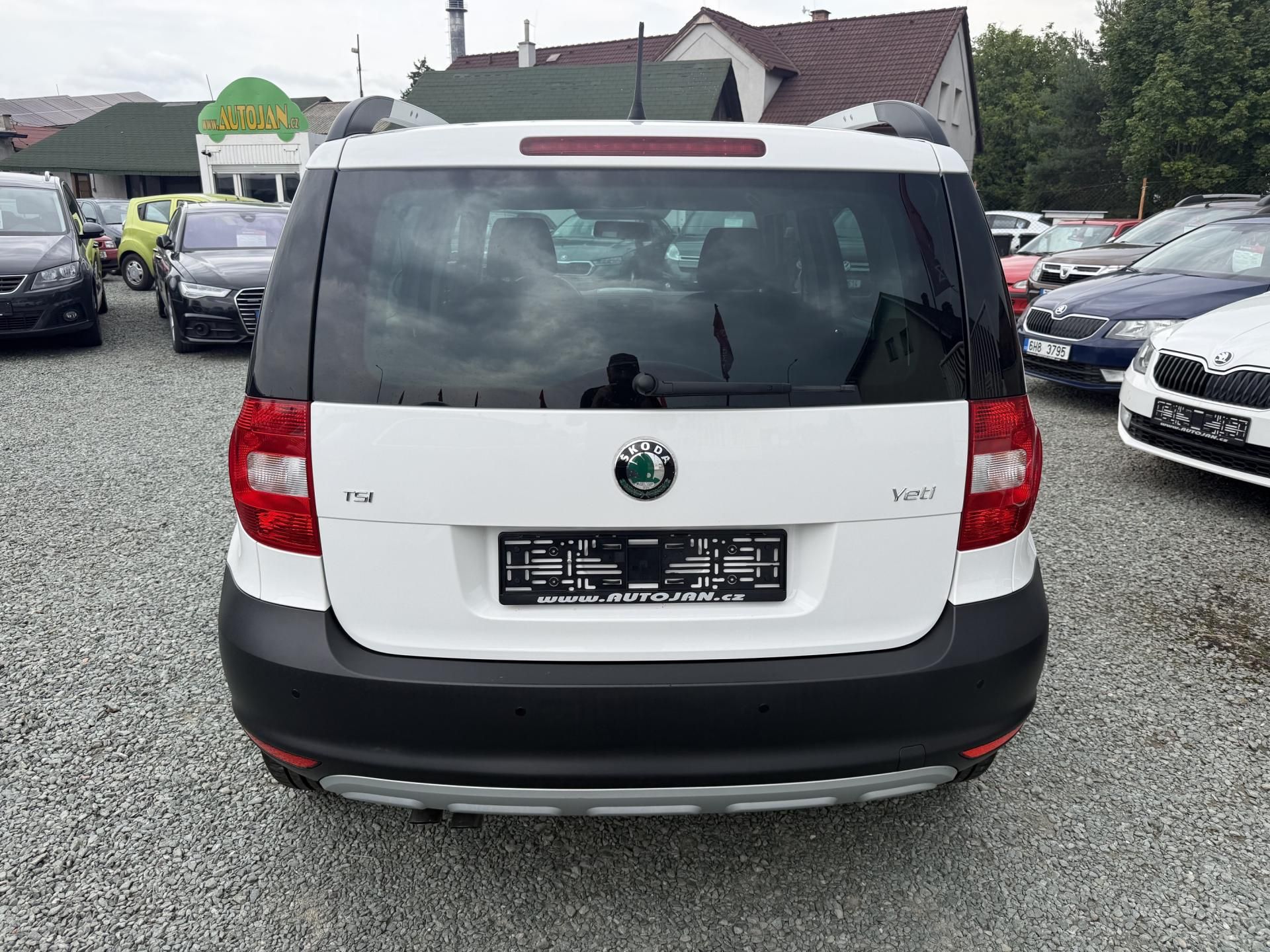 Škoda Yeti, 1.4 TSI ADVENTURE - fotka 5