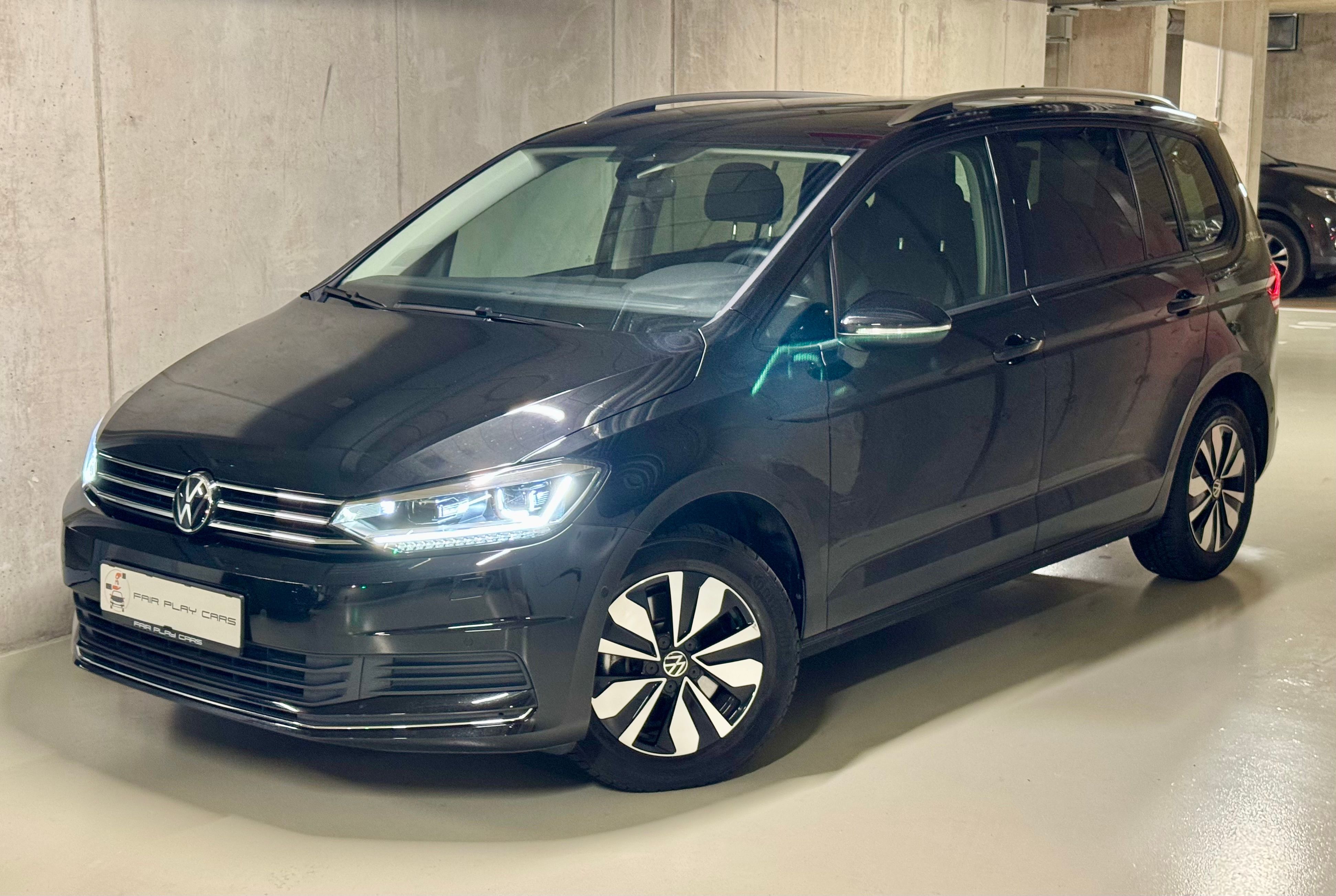 Volkswagen Touran, 1.5 TSI - 7 MÍST/TAŽNÉ/MATRIX - fotka 4