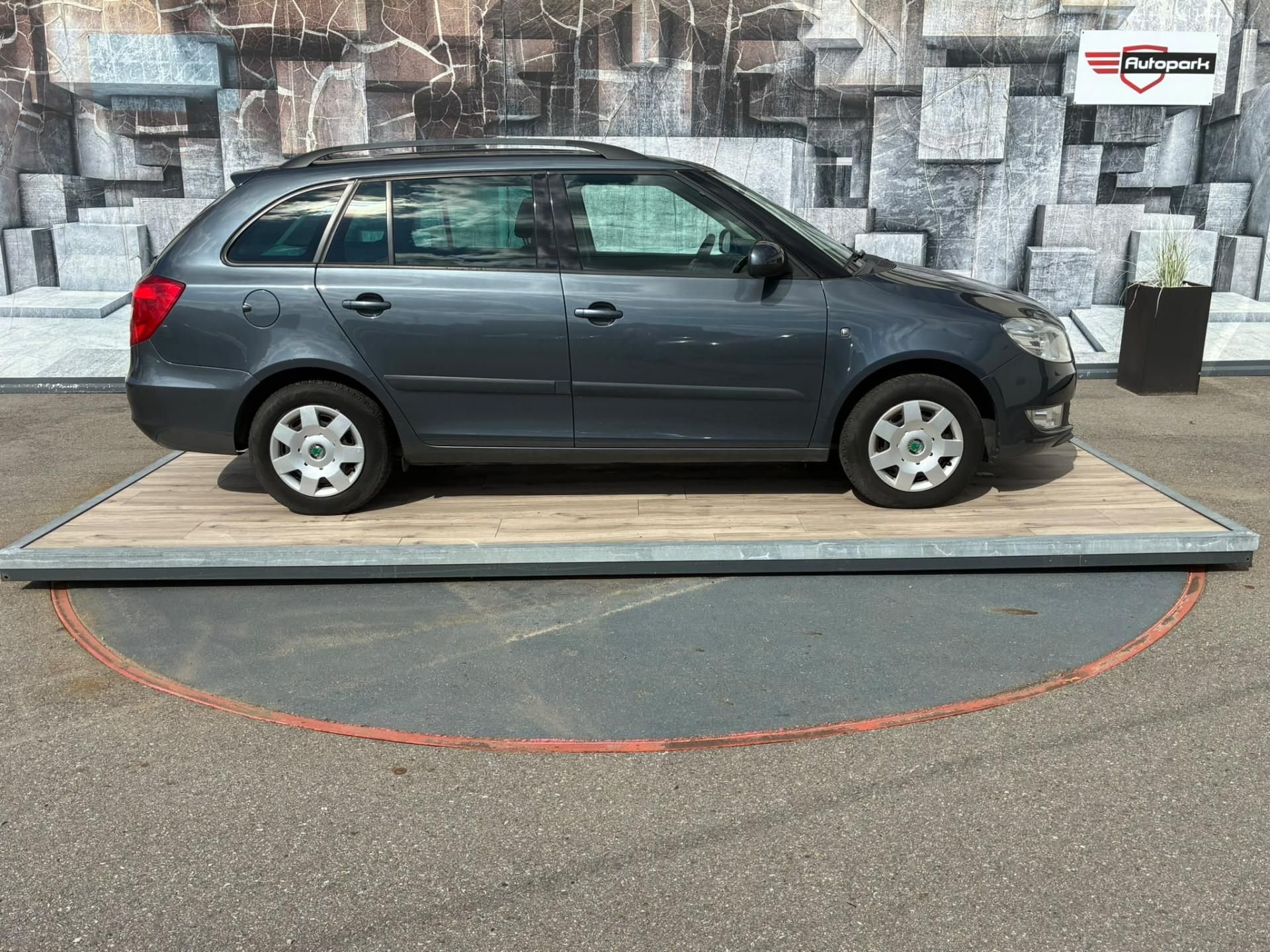 Škoda Fabia, 1.2TSi,63KW,VYHŘ.SEDADLA,TEMP. - fotka 5