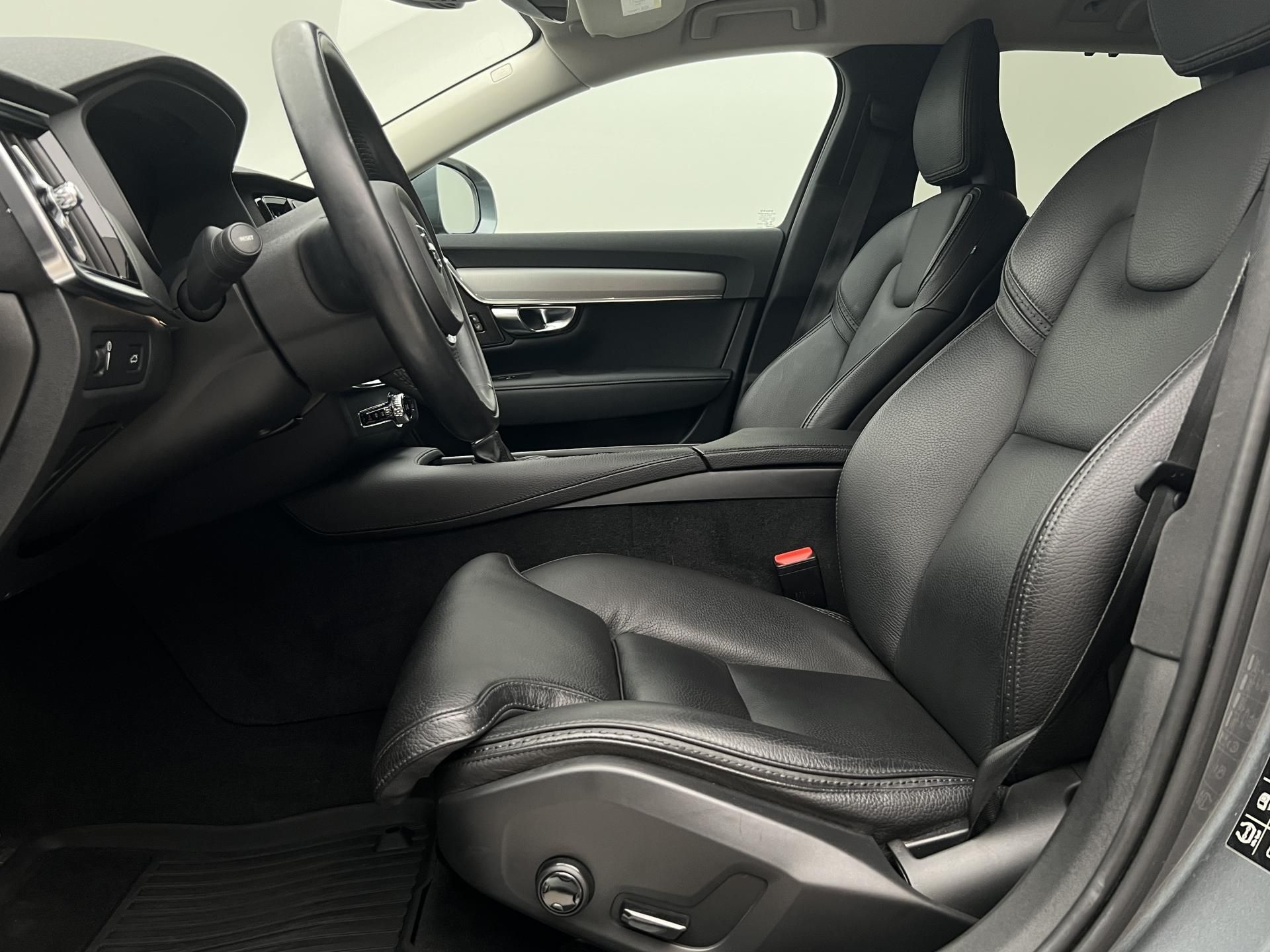 Volvo V90, T5 AWD PLUS AUT - fotka 3