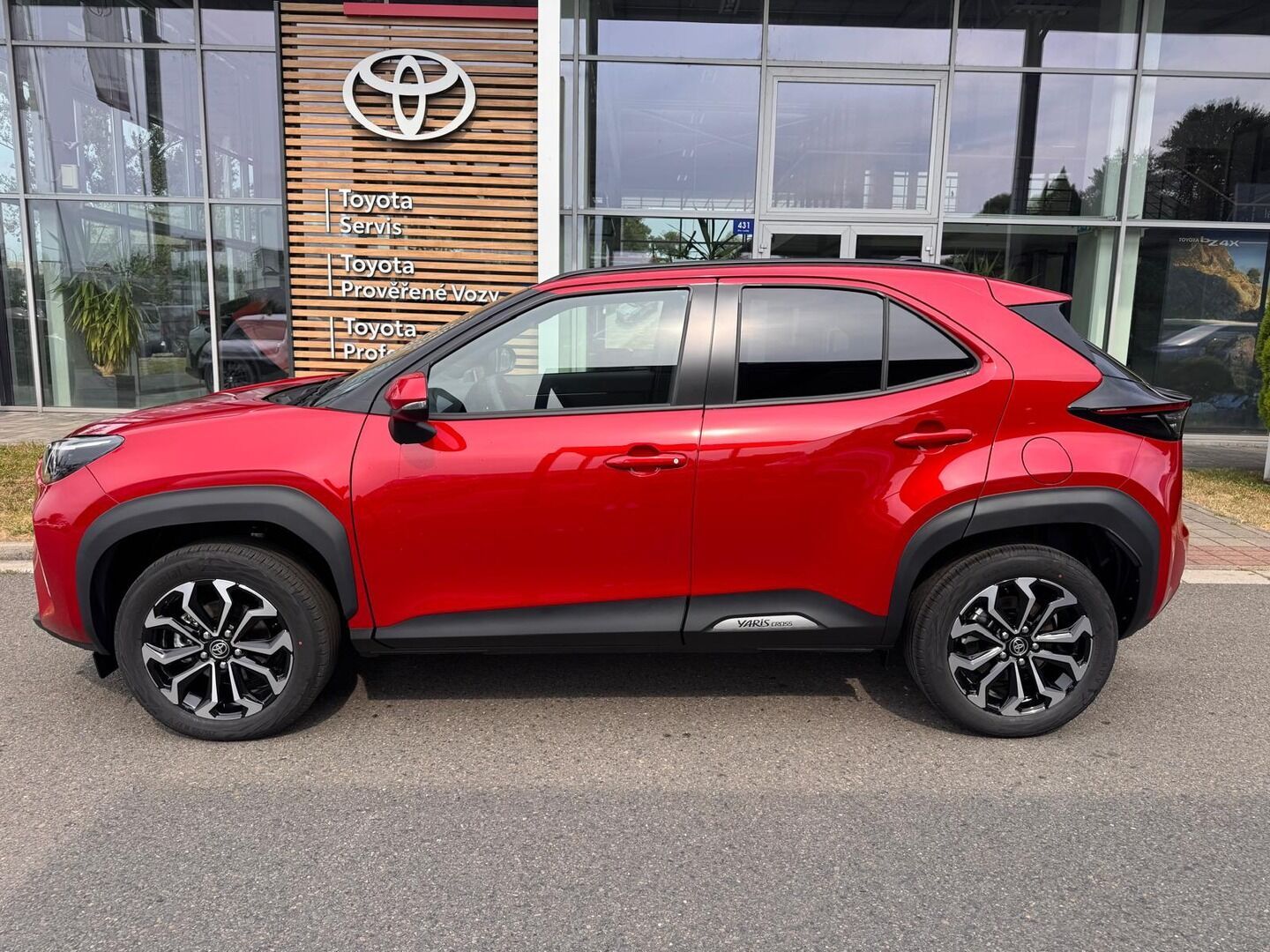 Toyota Yaris Cross, 1.5 Style 4x2 - fotka 5