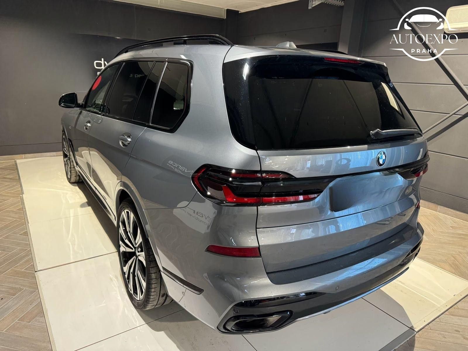 BMW X7, xDrive40d M Sport* - fotka 5