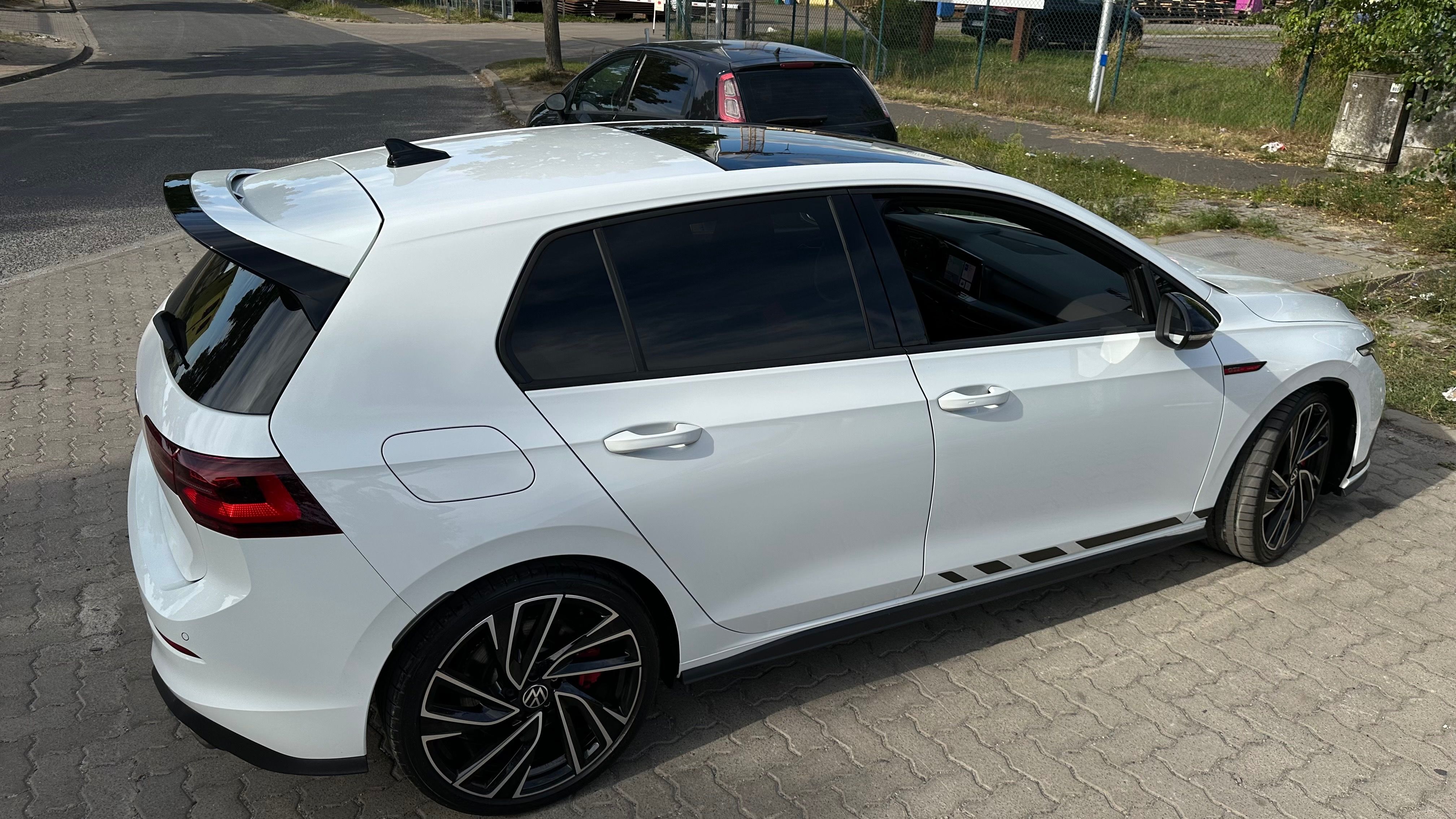 Škoda Enyaq, IV80x Spenialni edice Founders - fotka 4