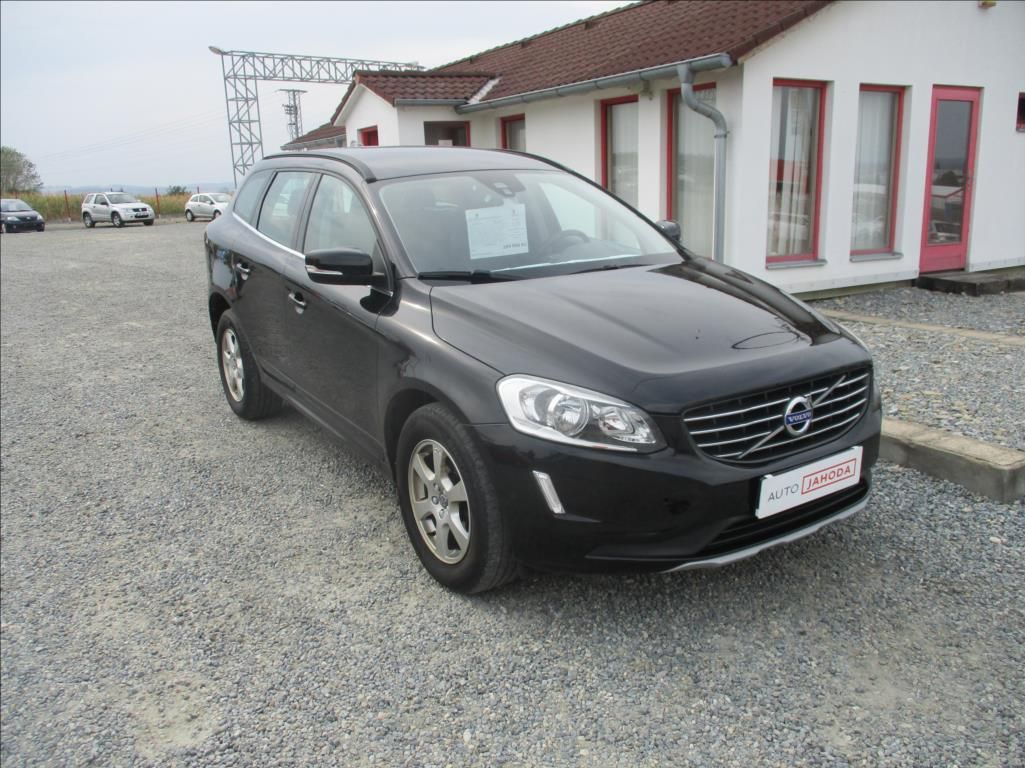 Volvo XC60, 2,0 D3, klima,servis,tažné,CZ,