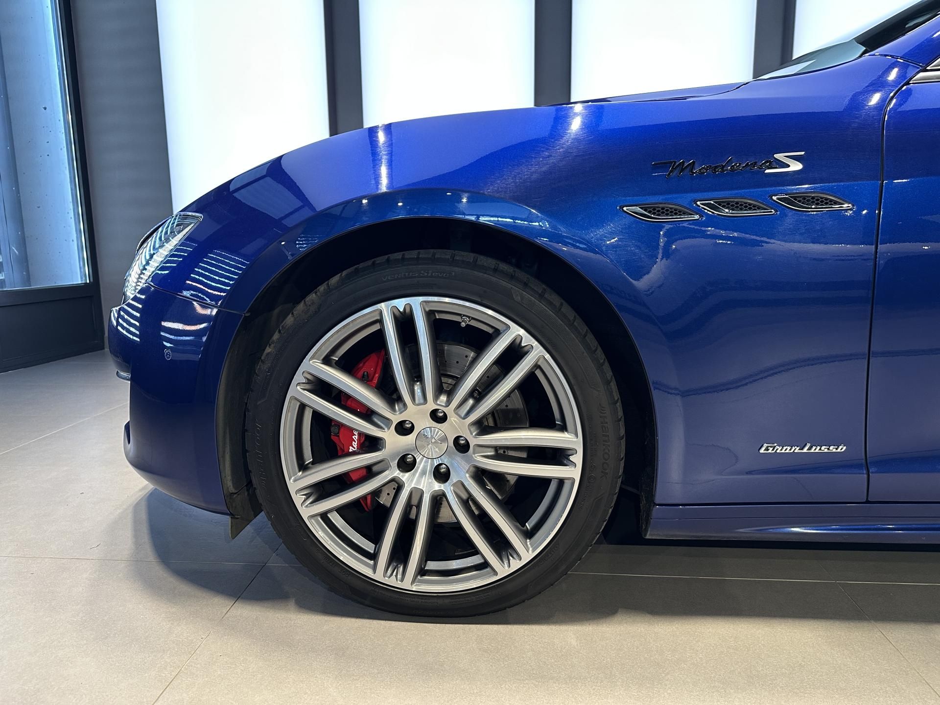 Maserati Ghibli, SQ4 430HP - fotka 4