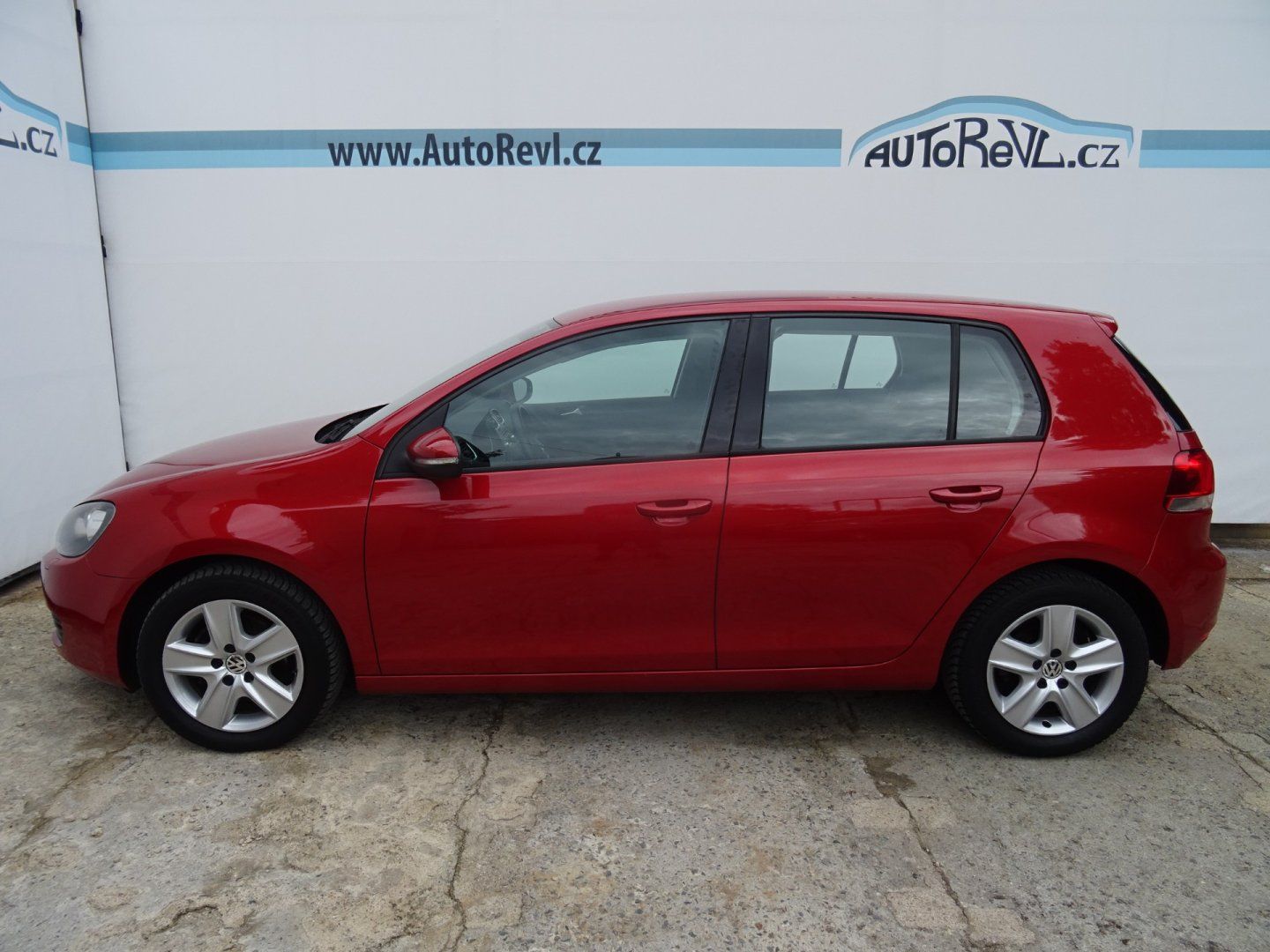 Volkswagen Golf, 1.6i,75kW,1maj,S.kni,klima - fotka 4