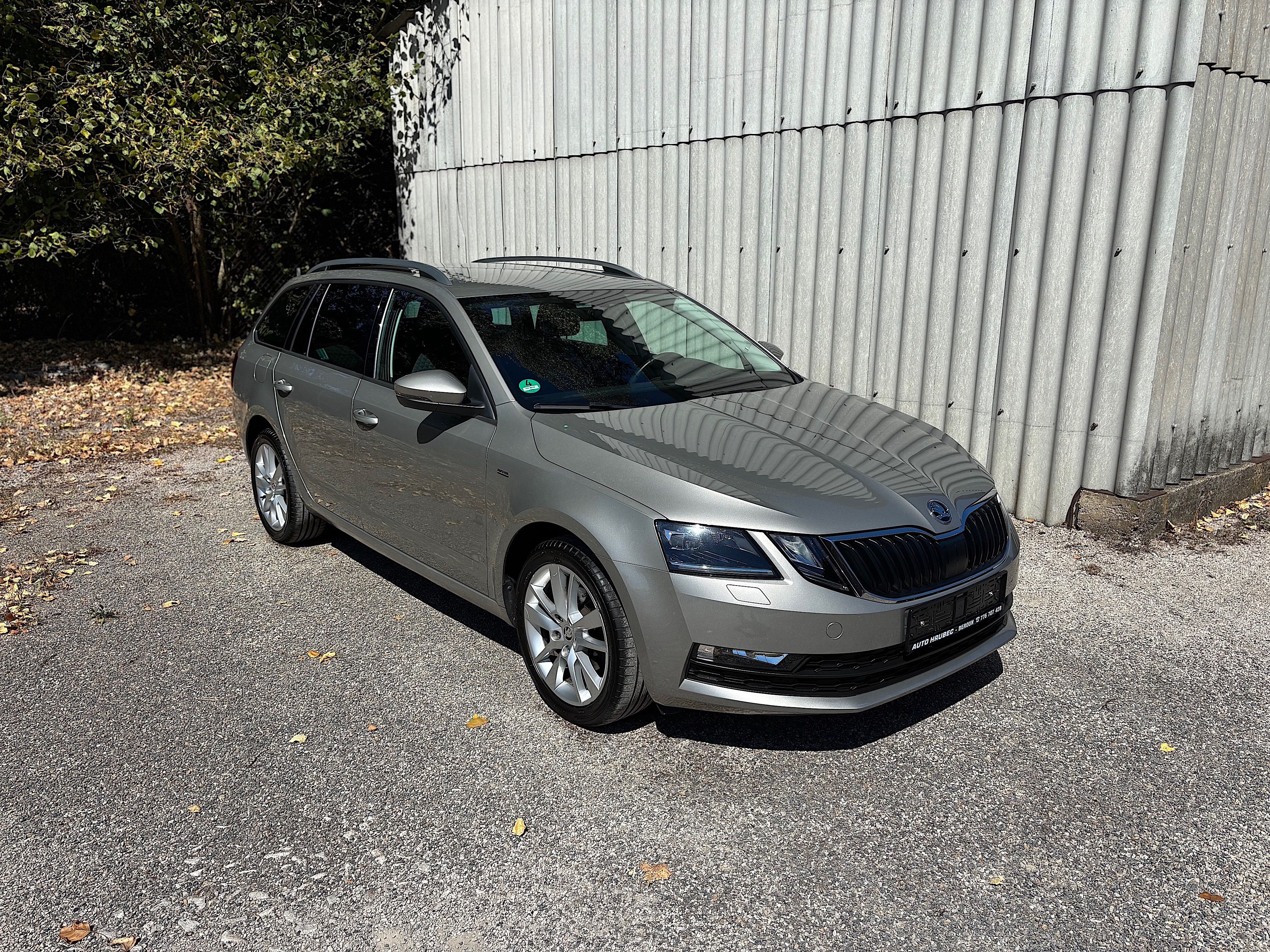 Škoda Octavia, 1.4 TSi 110 kW LED 1.MAJITEL - fotka 3