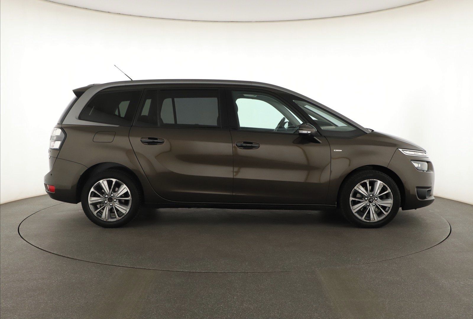 Citroën Grand C4 Picasso, 2.0 HDI, 7 míst - fotka 6