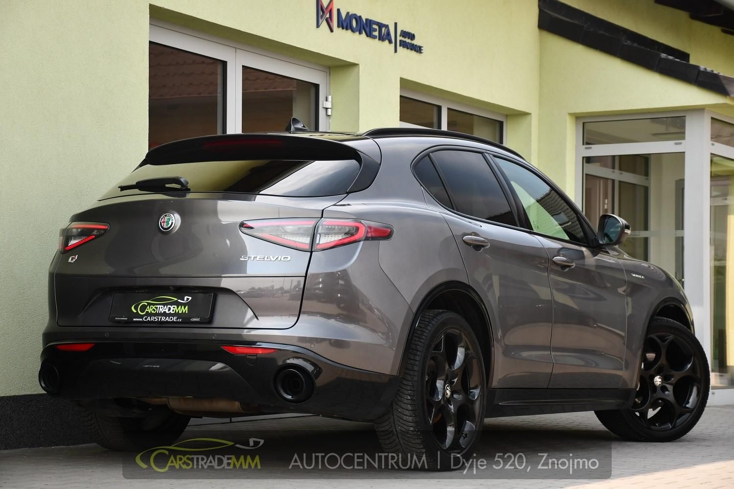 Alfa Romeo Stelvio, 2.2D VELOCE Q4 H&K PANOR TAŽNÉ - fotka 5