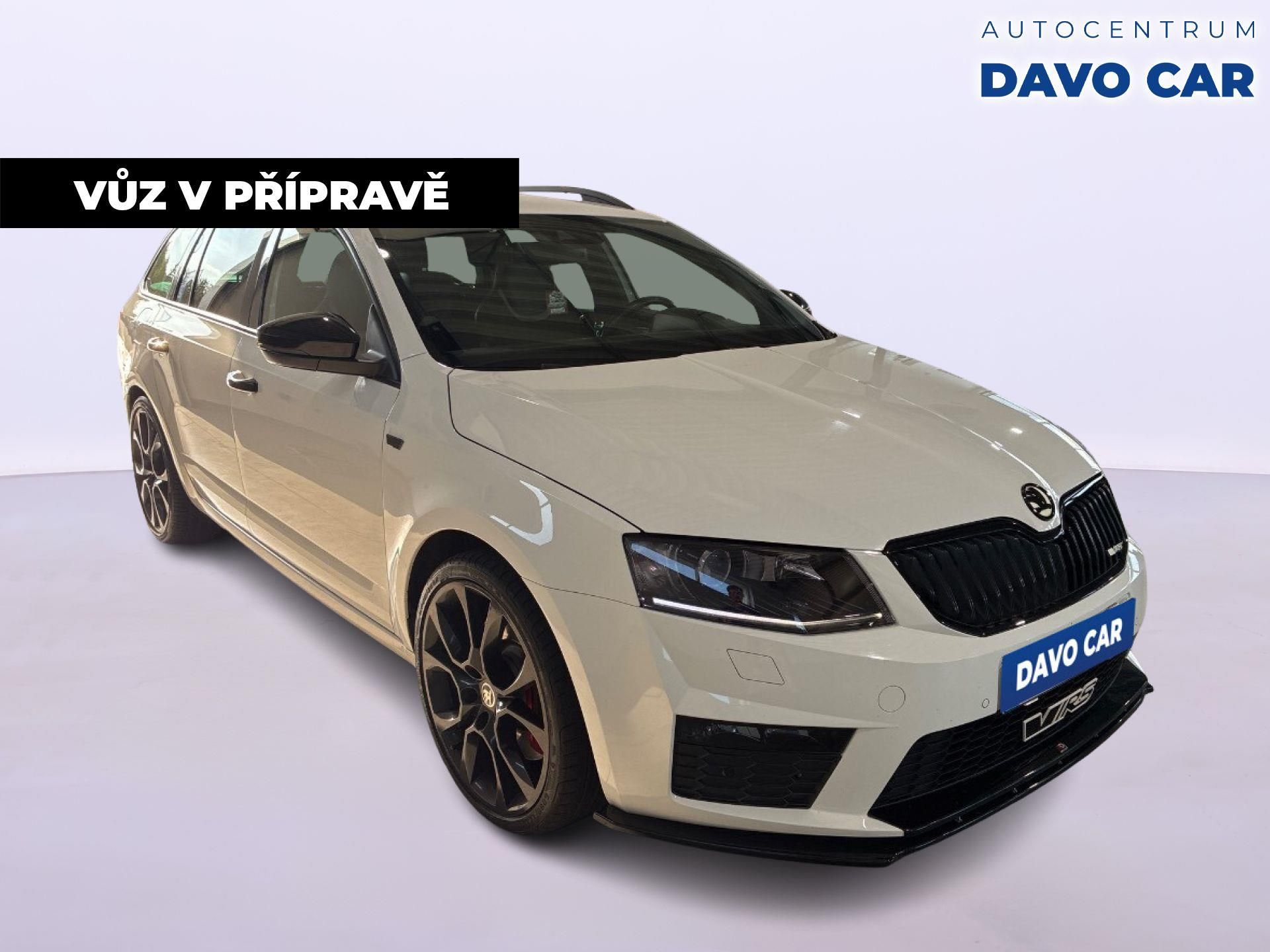 Škoda Octavia, 2,0 TDI 135kW Xenon RS - fotka 4