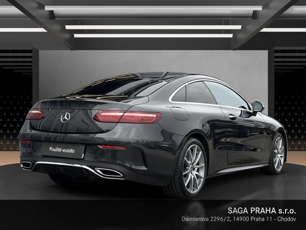 Mercedes-Benz Třídy E, E-Třída 220 d 4MATIC kupé AMG - fotka 4